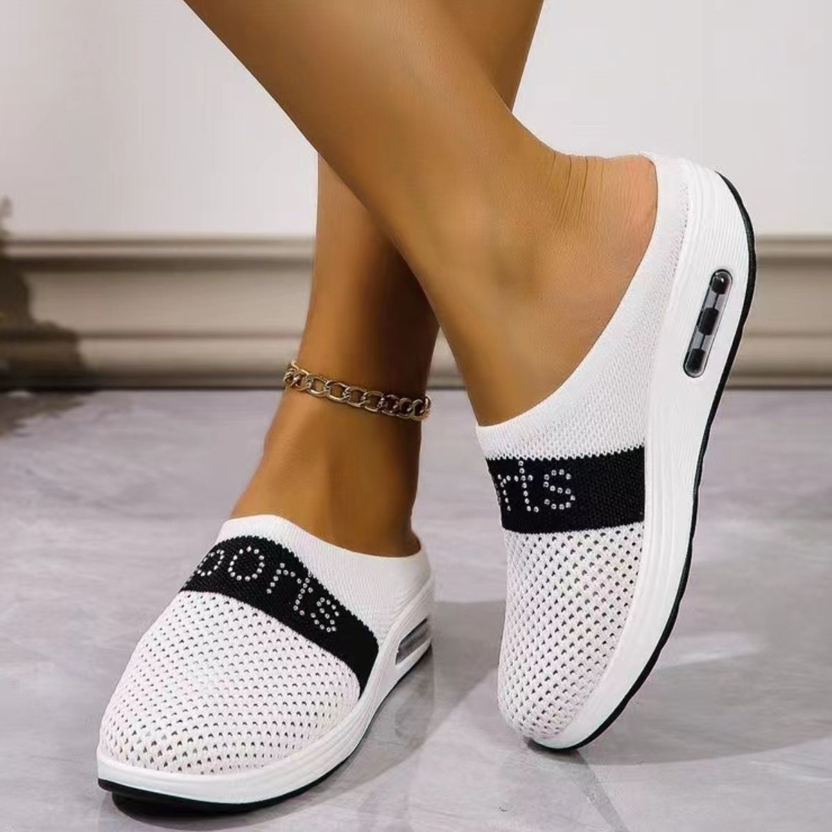 Breathable Mesh Round Toe Sandals - Flip Flop Dynasty