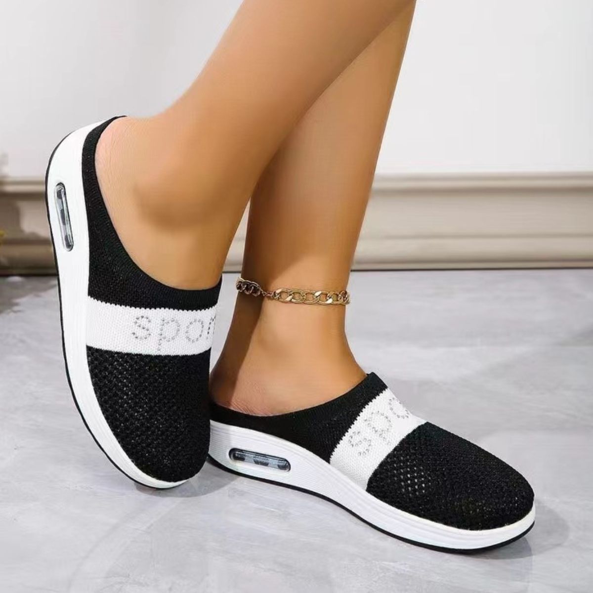 Breathable Mesh Round Toe Sandals - Flip Flop Dynasty