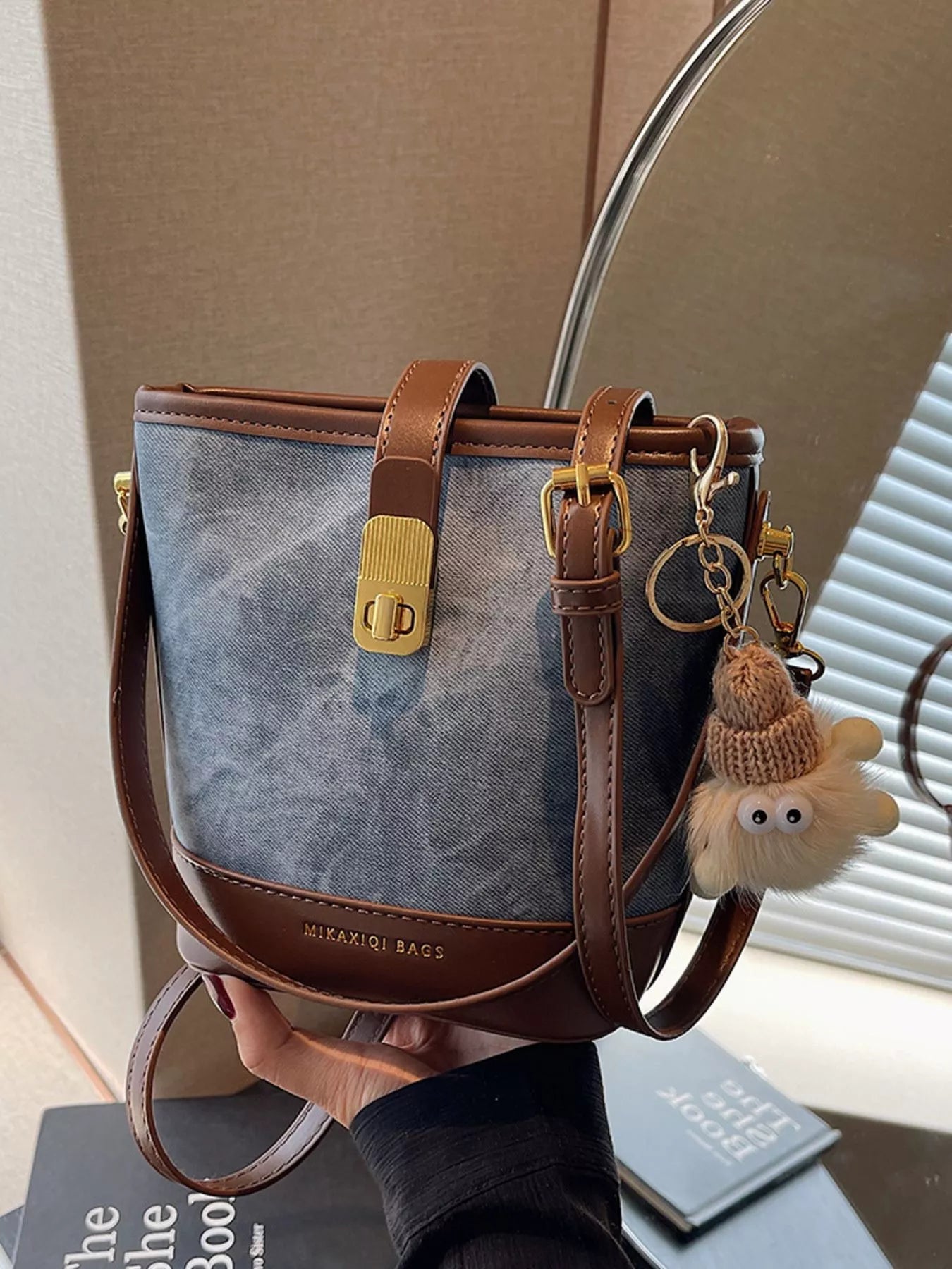 Bucket Crossbody Bag - Flip Flop Dynasty