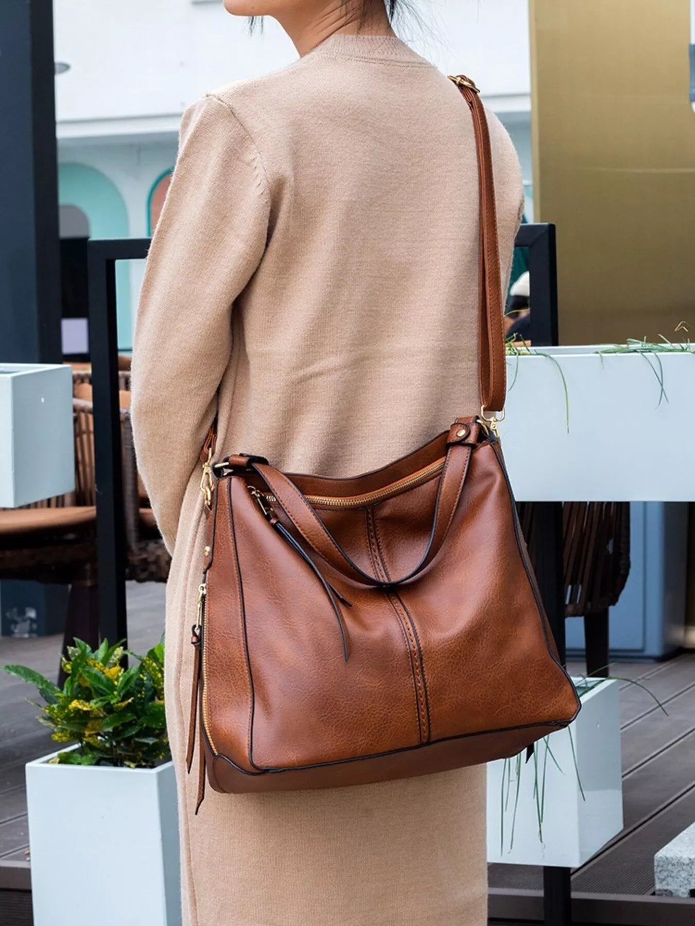 Classic PU Leather Tote Bag - Flip Flop Dynasty