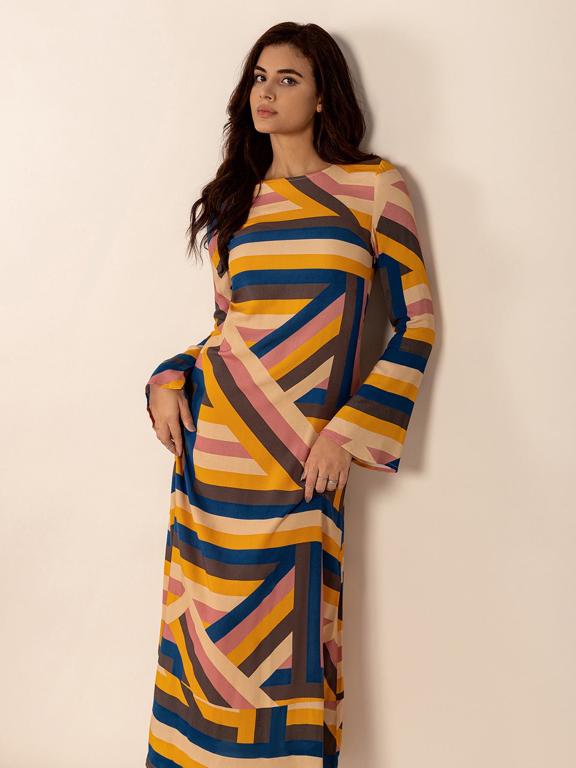 Contrast Round Neck Flare Sleeve Midi Dress - Flip Flop Dynasty