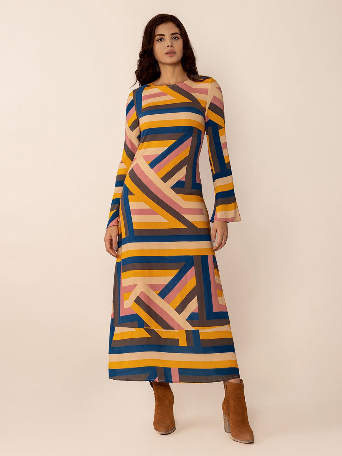Contrast Round Neck Flare Sleeve Midi Dress - Flip Flop Dynasty