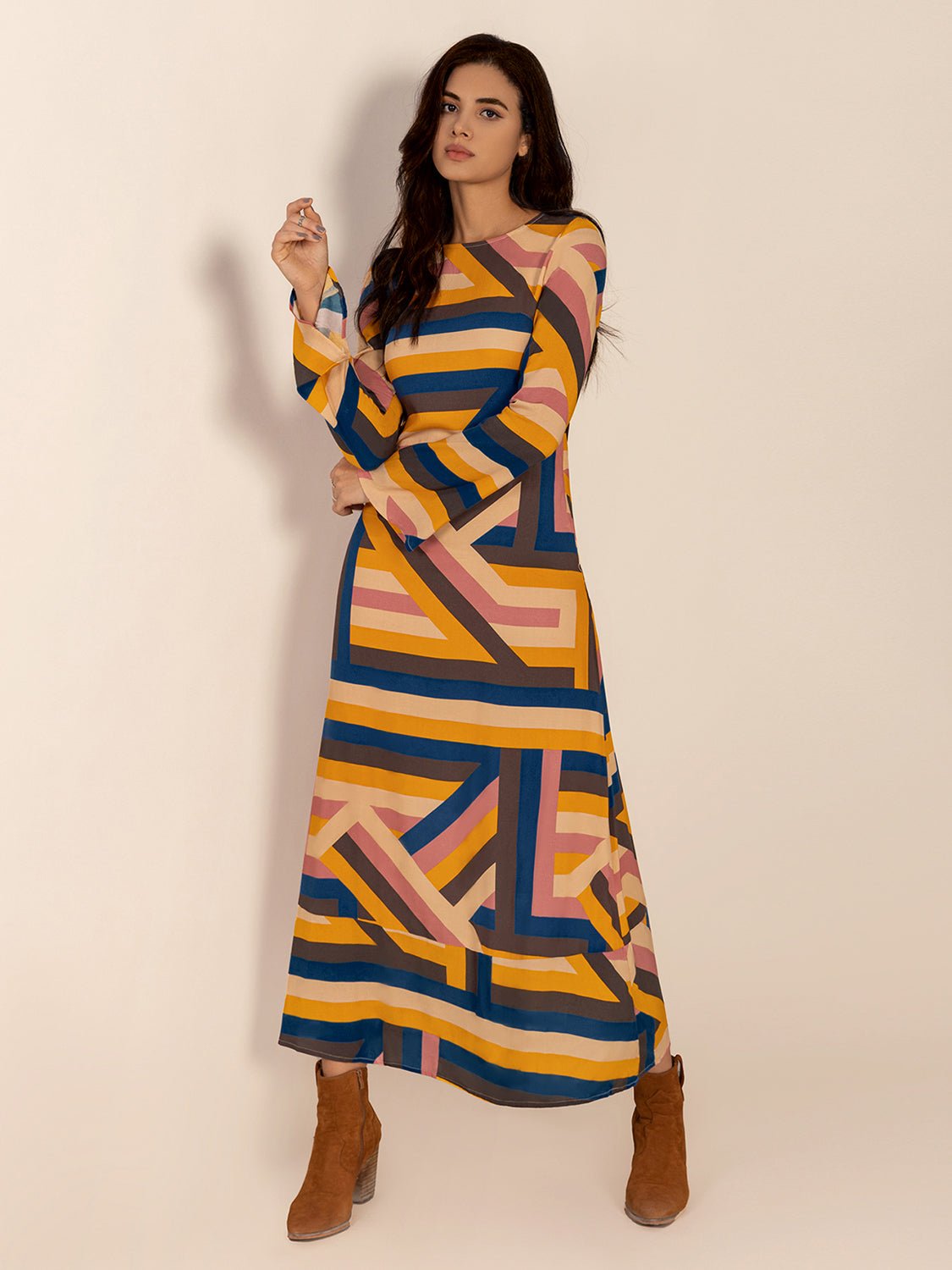 Contrast Round Neck Flare Sleeve Midi Dress - Flip Flop Dynasty