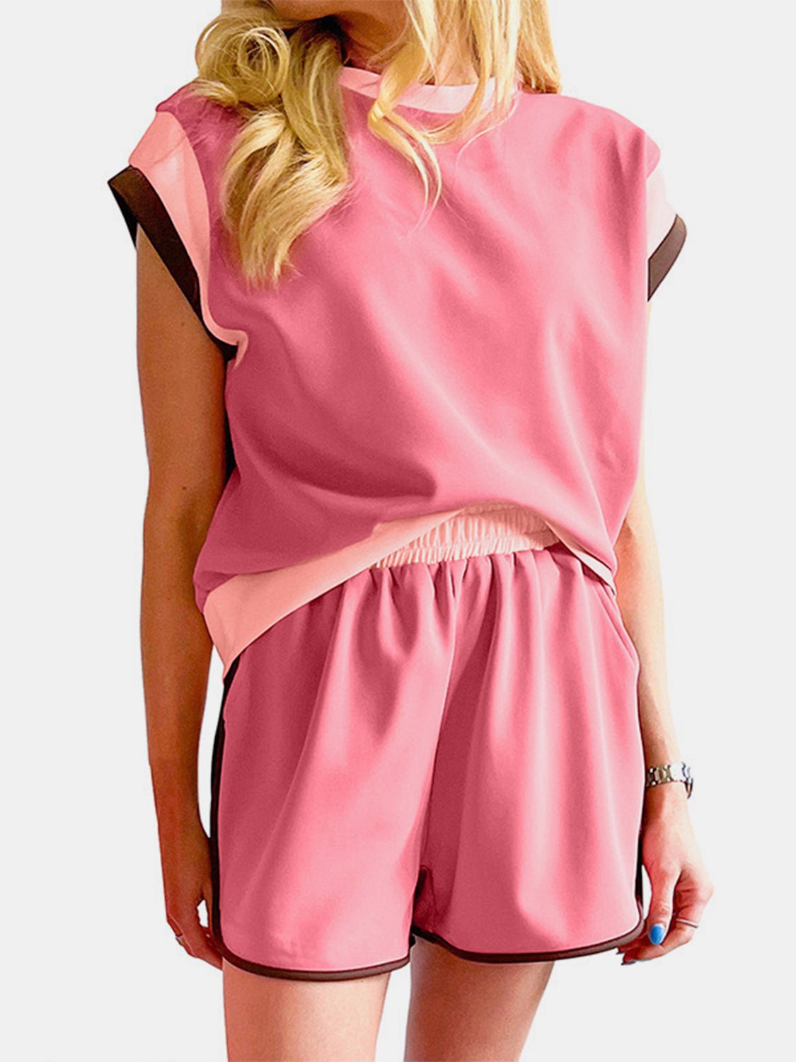 Contrast Round Neck Top and Shorts Set - Flip Flop Dynasty