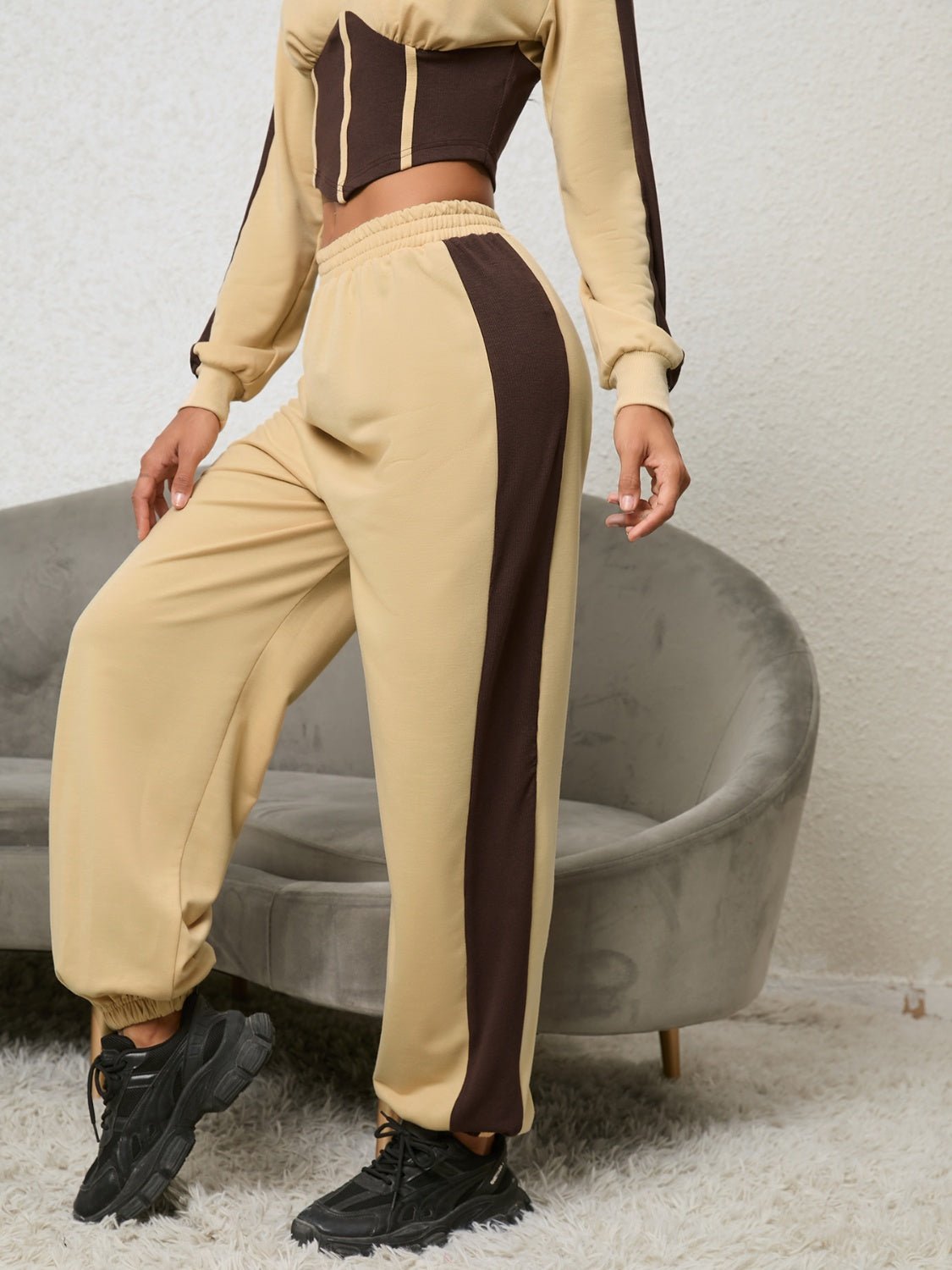 Contrast Sweatshirt and Sweatpants Set - Flip Flop Dynasty