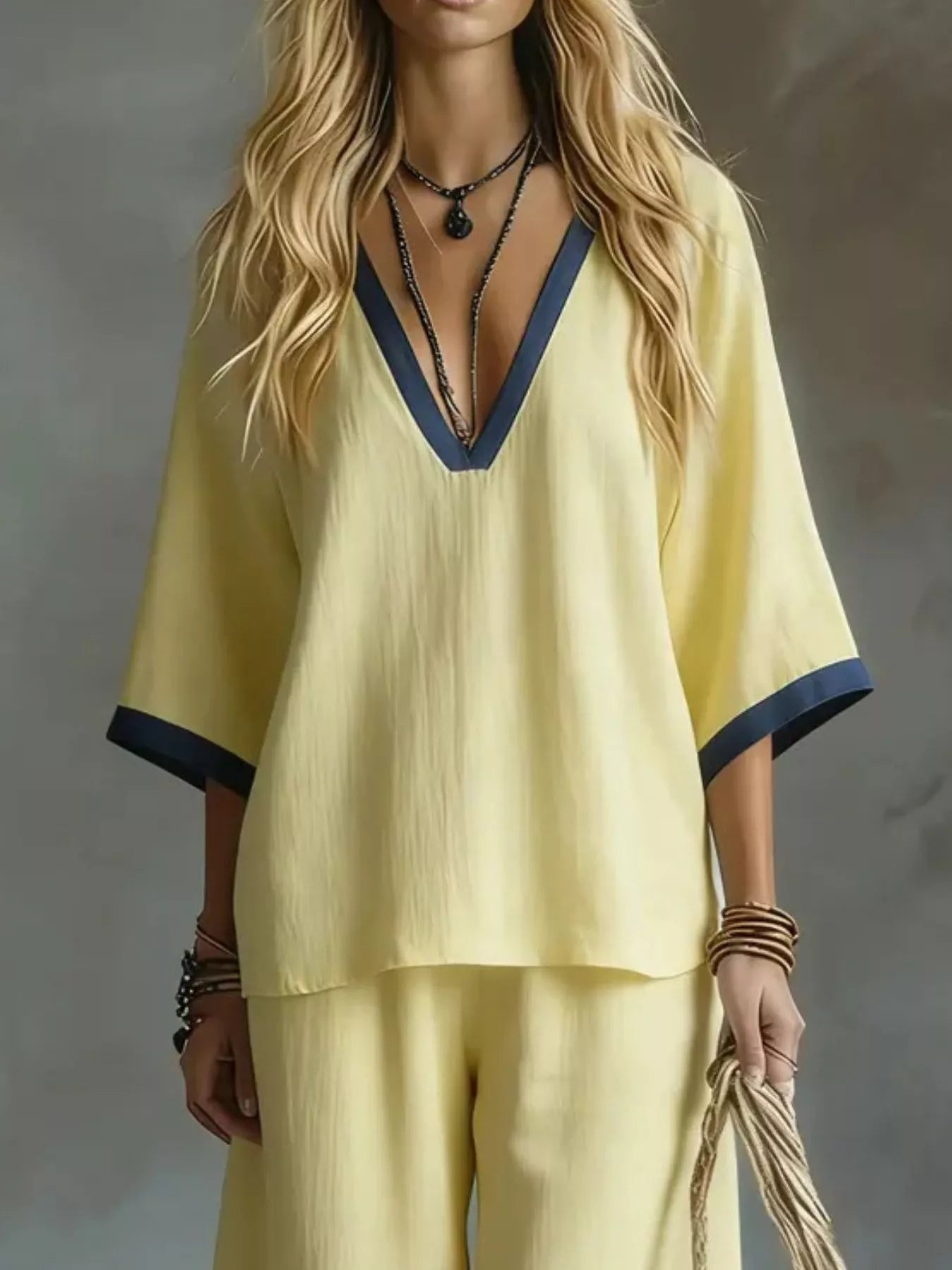 Contrast Trim V-Neck Top and Pants Set - Flip Flop Dynasty