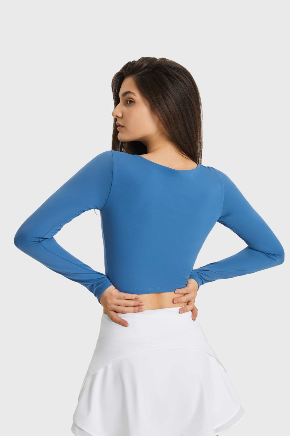 Cutout Long Sleeve Cropped Sports Top - Flip Flop Dynasty