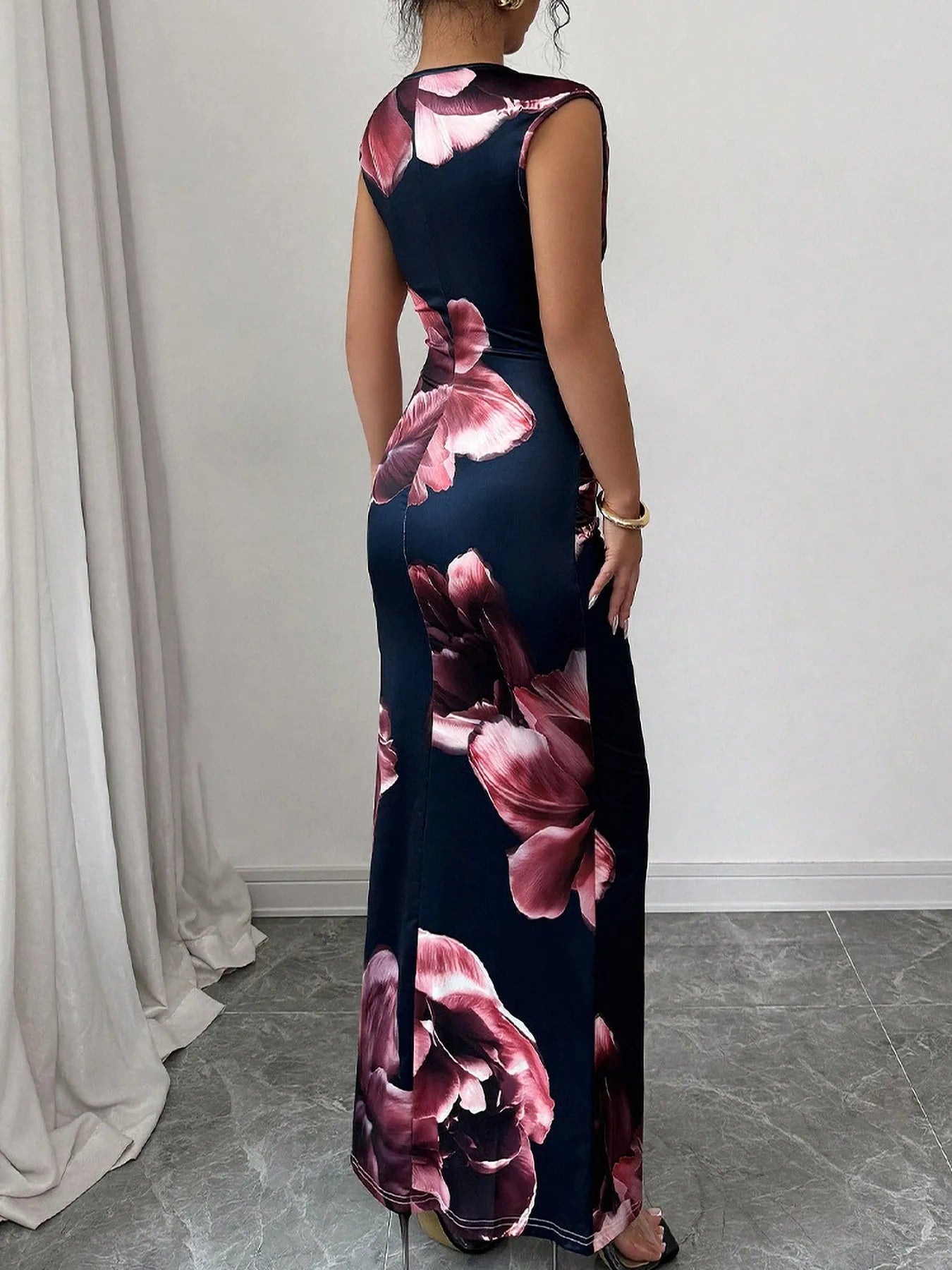 Floral Print Sleeveless Bodycon Maxi Dress - Flip Flop Dynasty