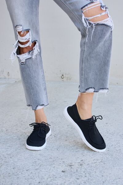 Forever Link Flat Round Toe Lace - Up Sneakers - Flip Flop Dynasty