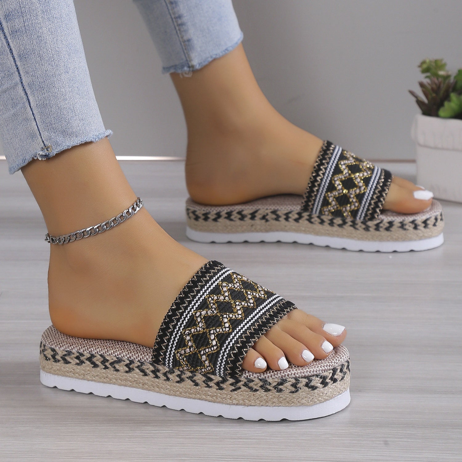 Geometric Weave Platform Sandals - Flip Flop Dynasty