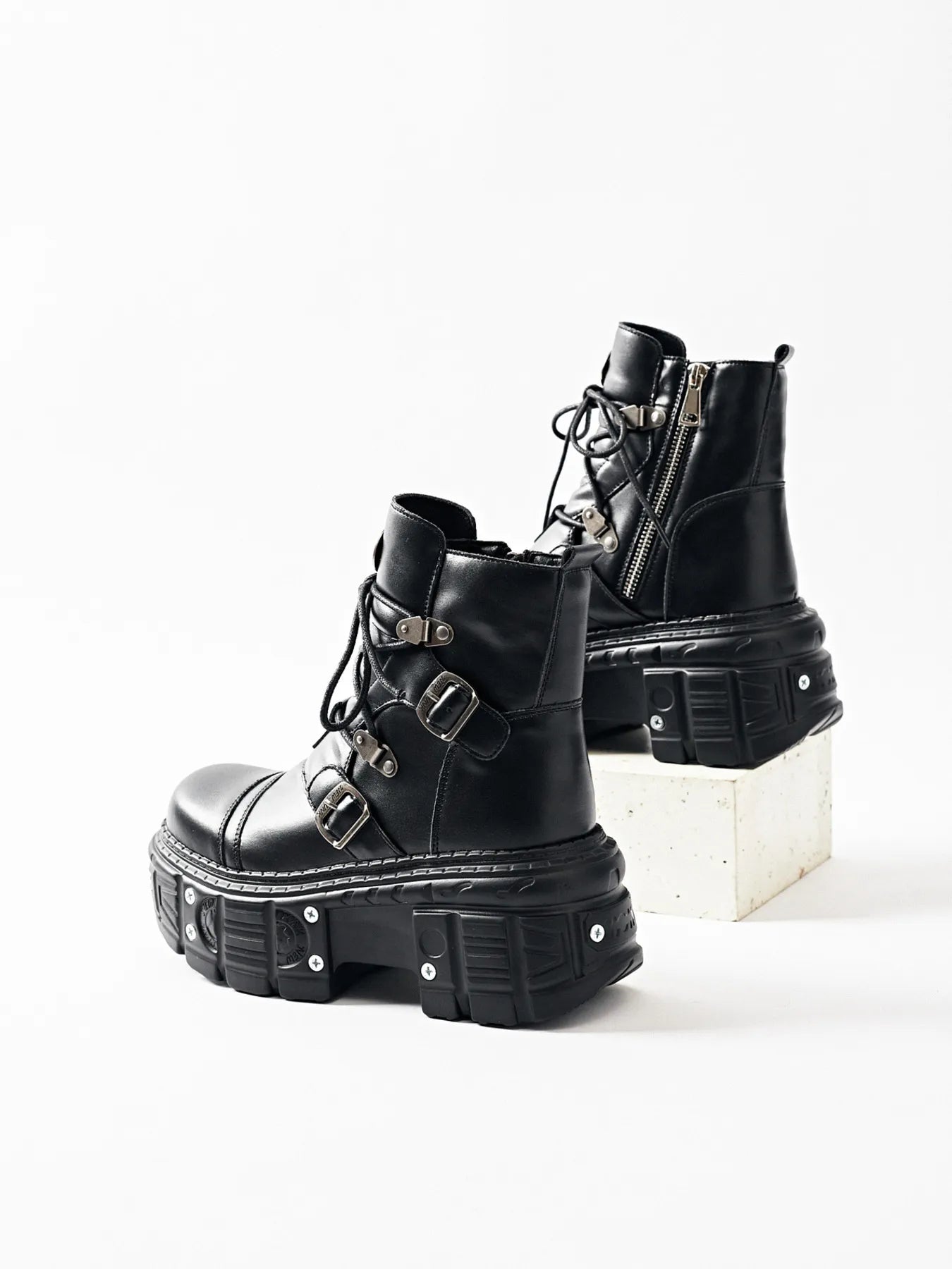 Lace Up Platform Boots - Flip Flop Dynasty