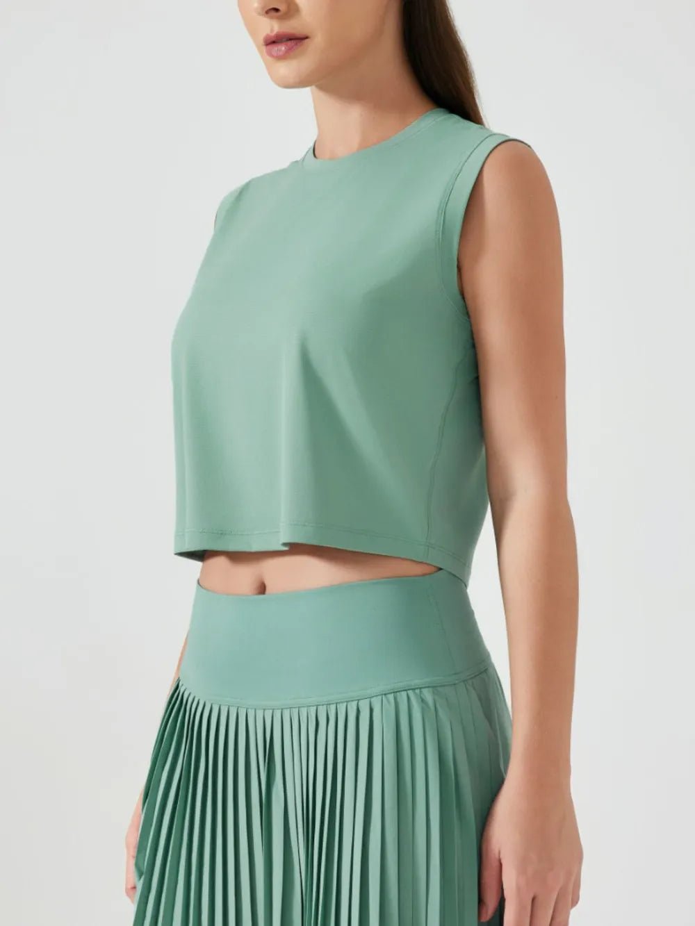 Millennia Round Neck Cropped Active Tank - Flip Flop Dynasty