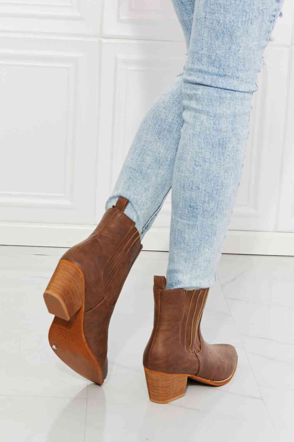MMShoes Love the Journey Stacked Heel Chelsea Boot in Chestnut - Flip Flop Dynasty