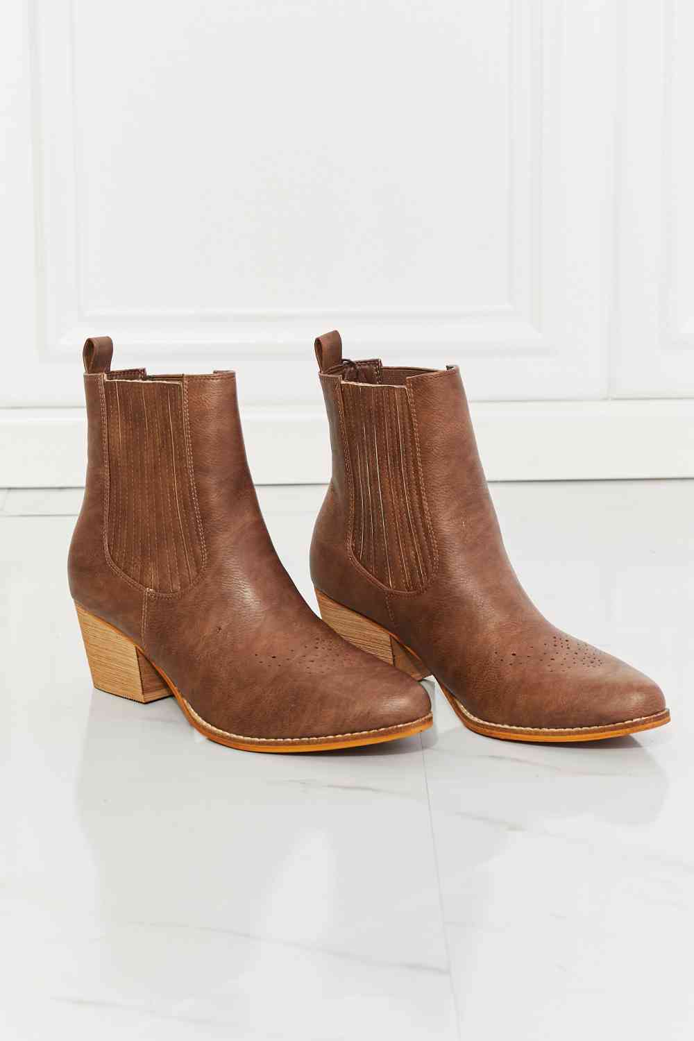 MMShoes Love the Journey Stacked Heel Chelsea Boot in Chestnut - Flip Flop Dynasty