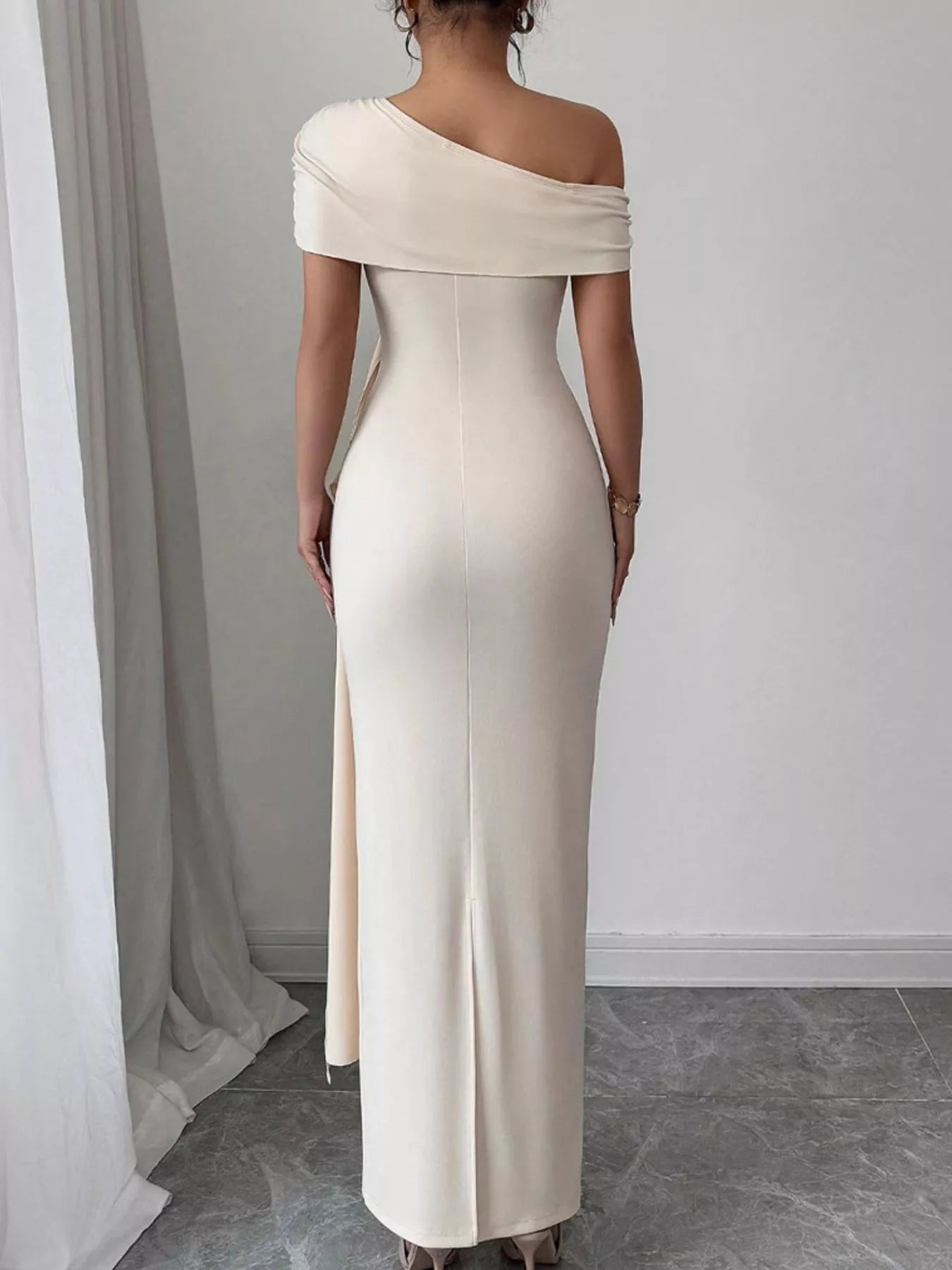 One-Shoulder Ruched Maxi Dress - Flip Flop Dynasty
