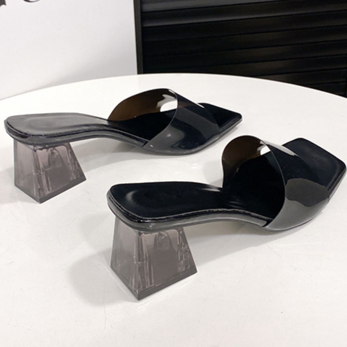 Open Toe Block Heel Sandals - Flip Flop Dynasty