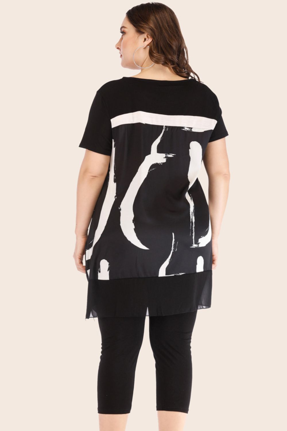 Plus Size Contrast Spliced Mesh T-Shirt and Cropped Leggings Set - Flip Flop Dynasty