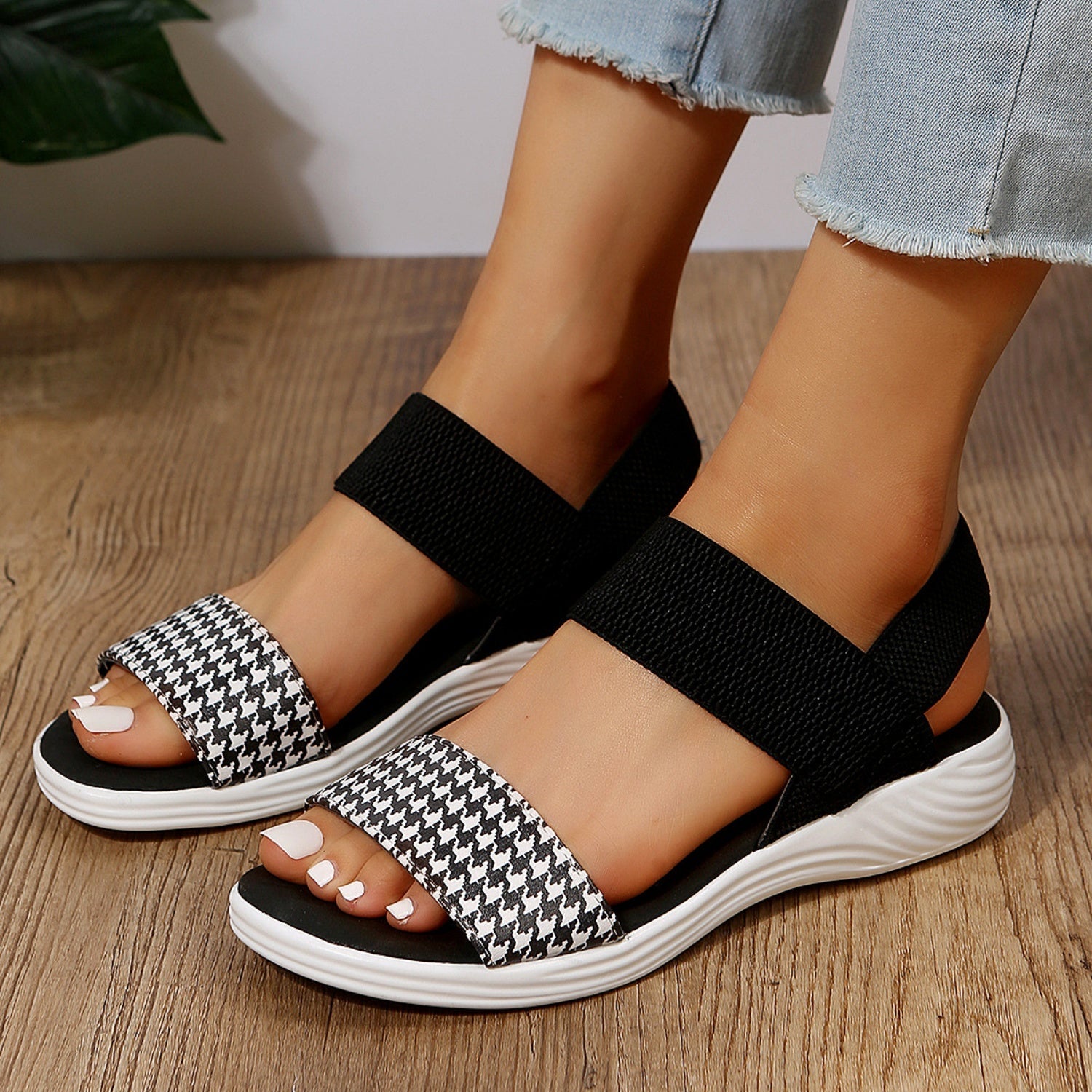 PU Leather Open Toe Low Heel Sandals - Flip Flop Dynasty