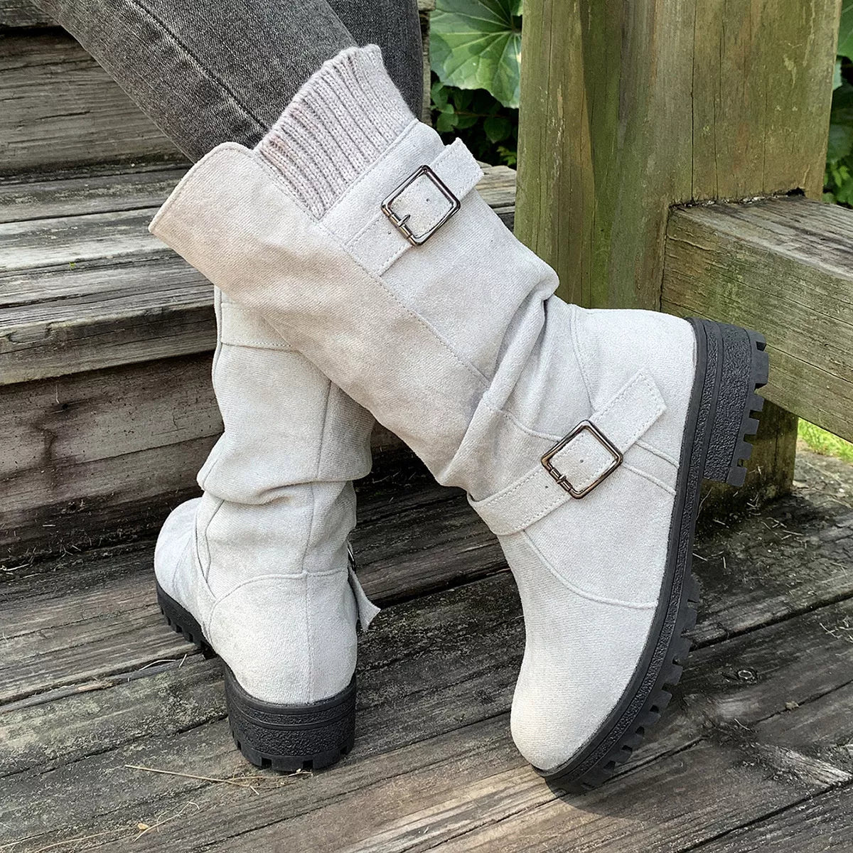 Round Toe Block Heel Boots - Flip Flop Dynasty
