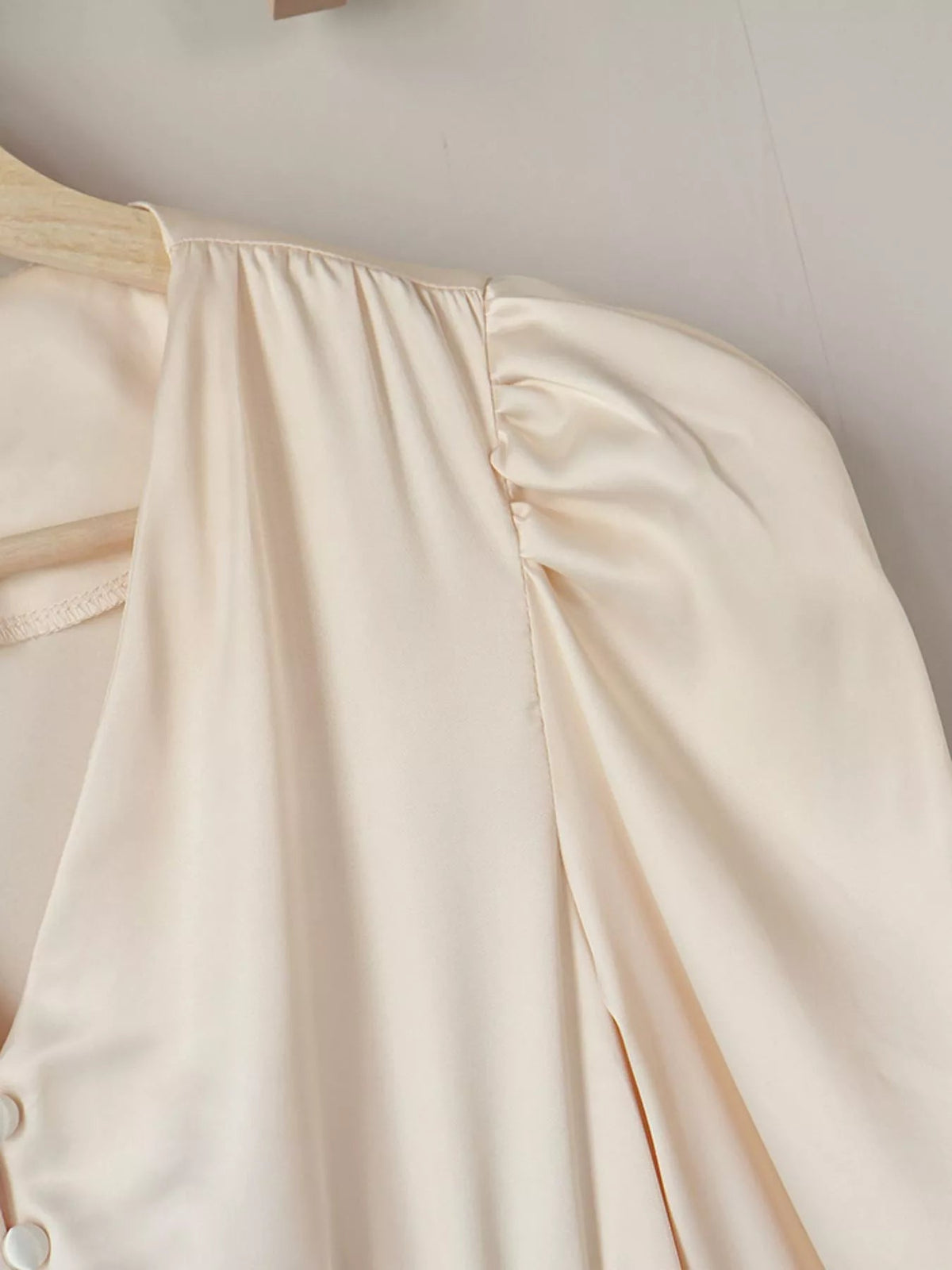 V-Neck Lantern Sleeve Midi Dress - Flip Flop Dynasty