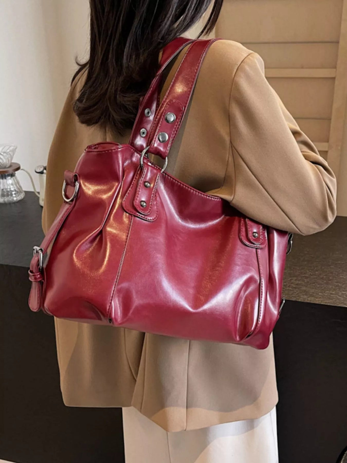 Vintage Style Leather Handbag - Flip Flop Dynasty