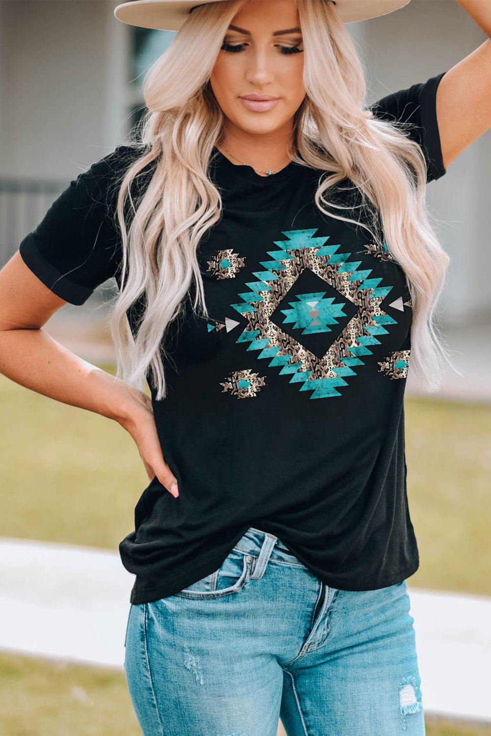Western Printed Crewneck Graphic Tee - Flip Flop Dynasty
