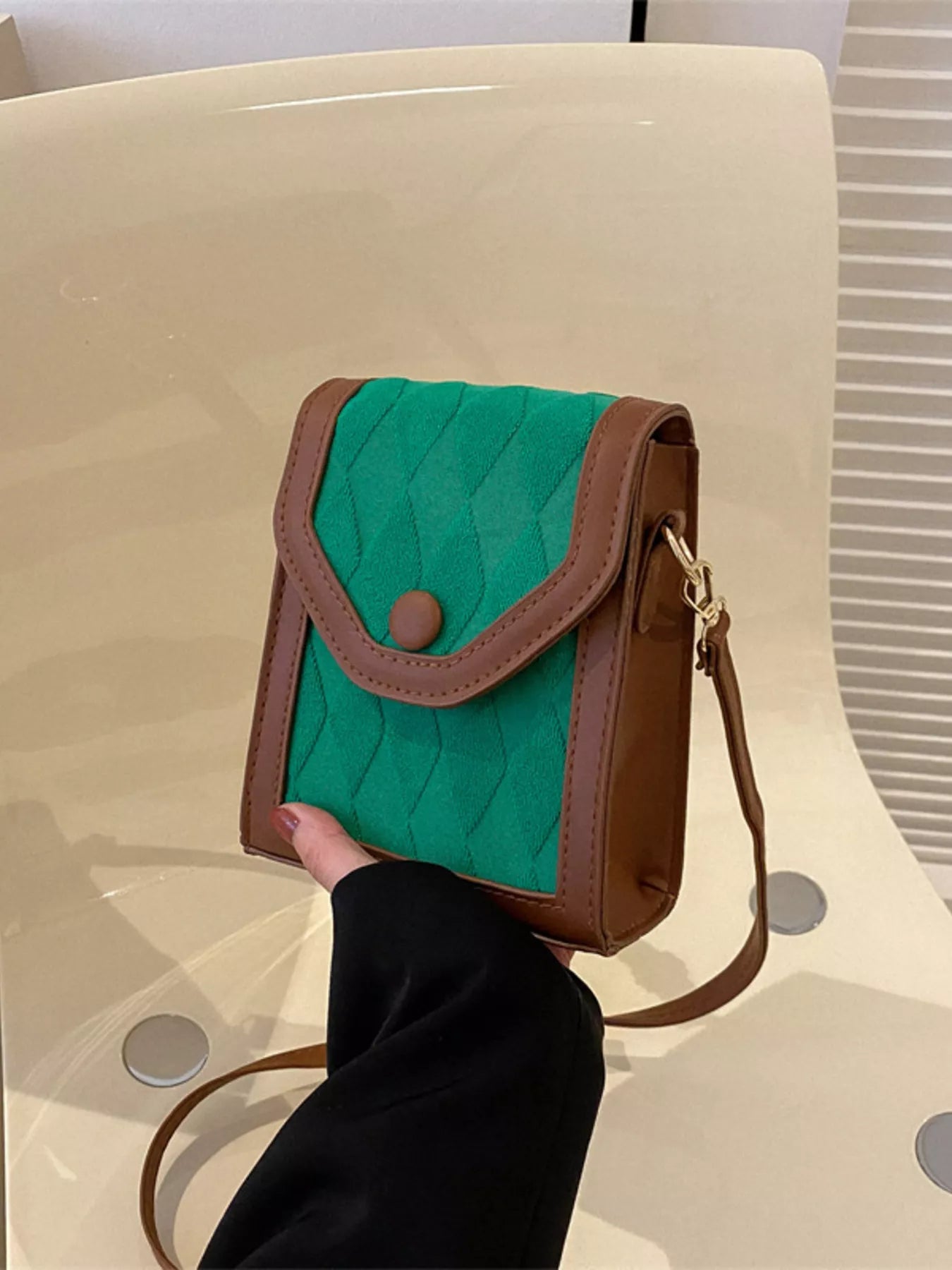 Adjustable Strap Flap Crossbody Bag - Flip Flop Dynasty