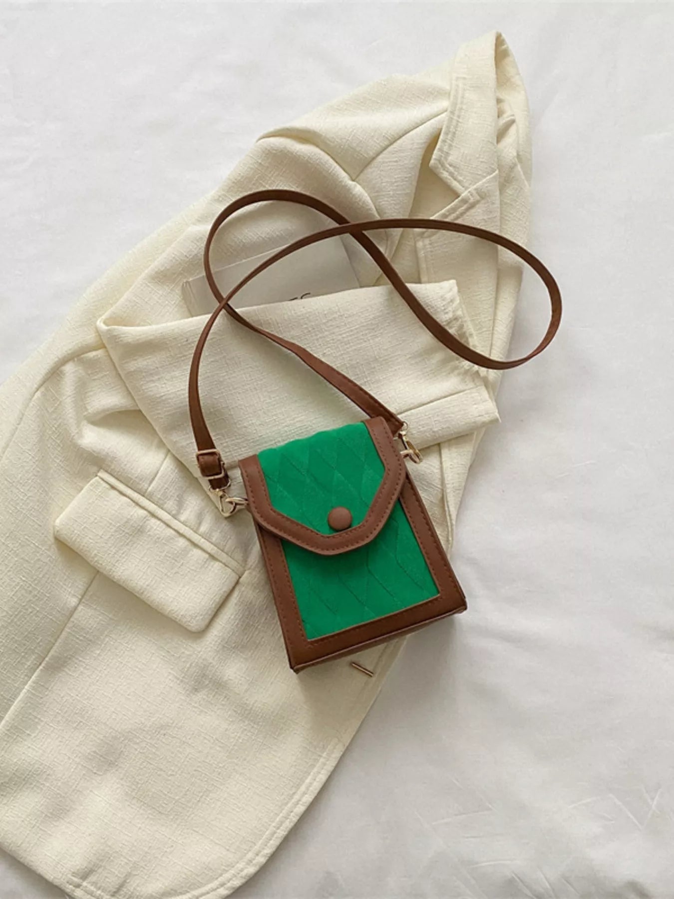 Adjustable Strap Flap Crossbody Bag - Flip Flop Dynasty