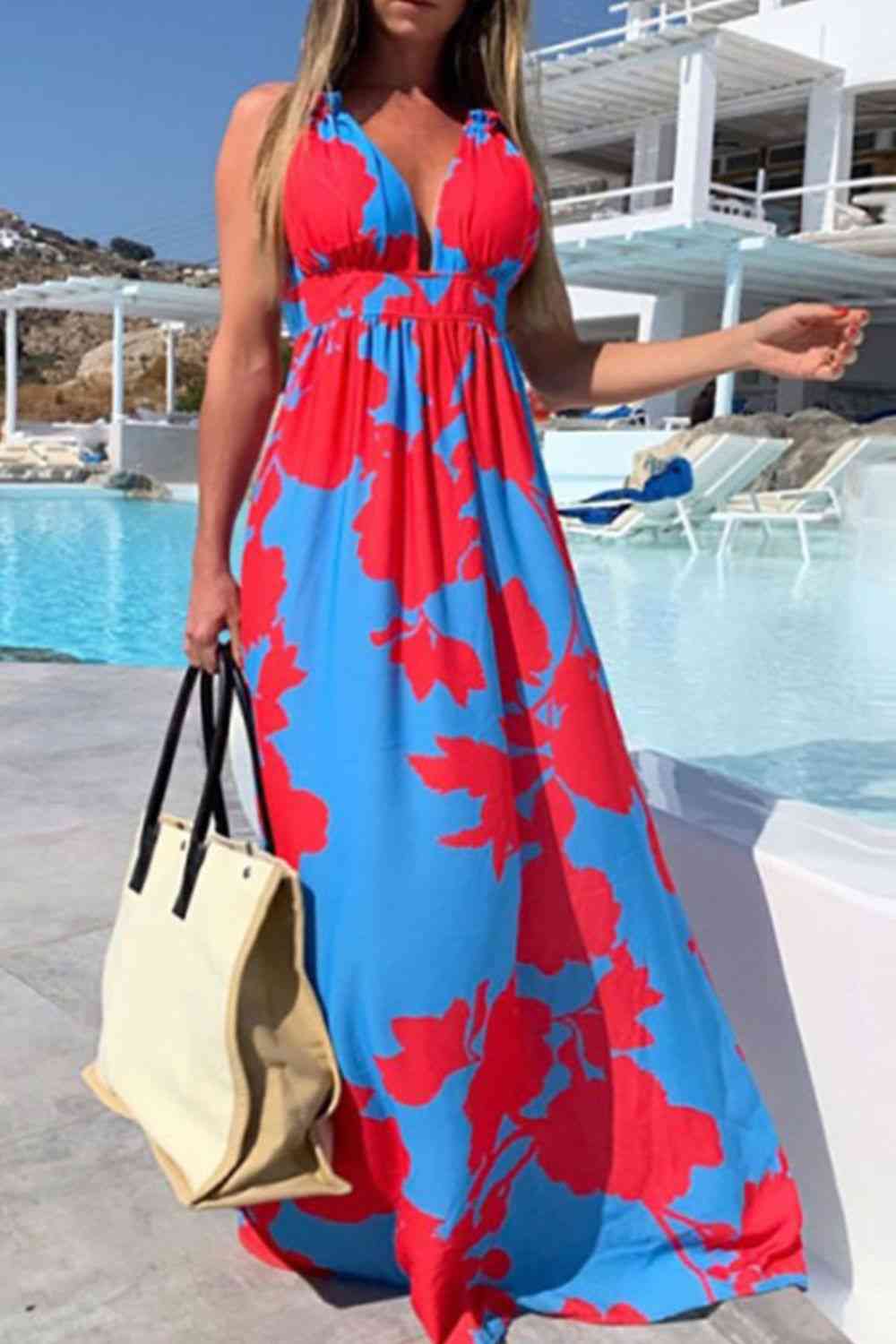 Contrast Halter Neck Maxi Dress - Flip Flop Dynasty