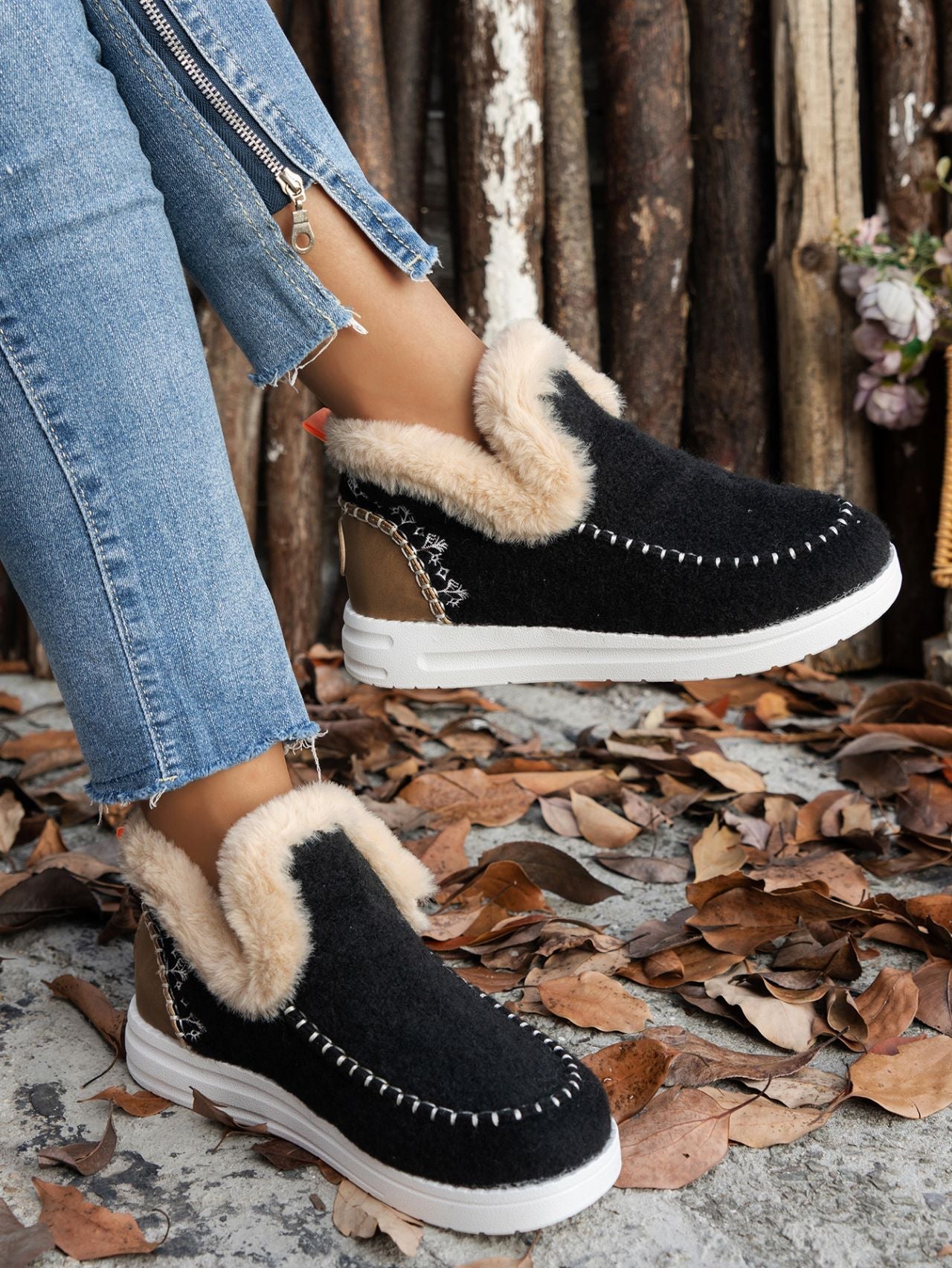 Furry Suede Round Toe Flat Sneakers - Flip Flop Dynasty