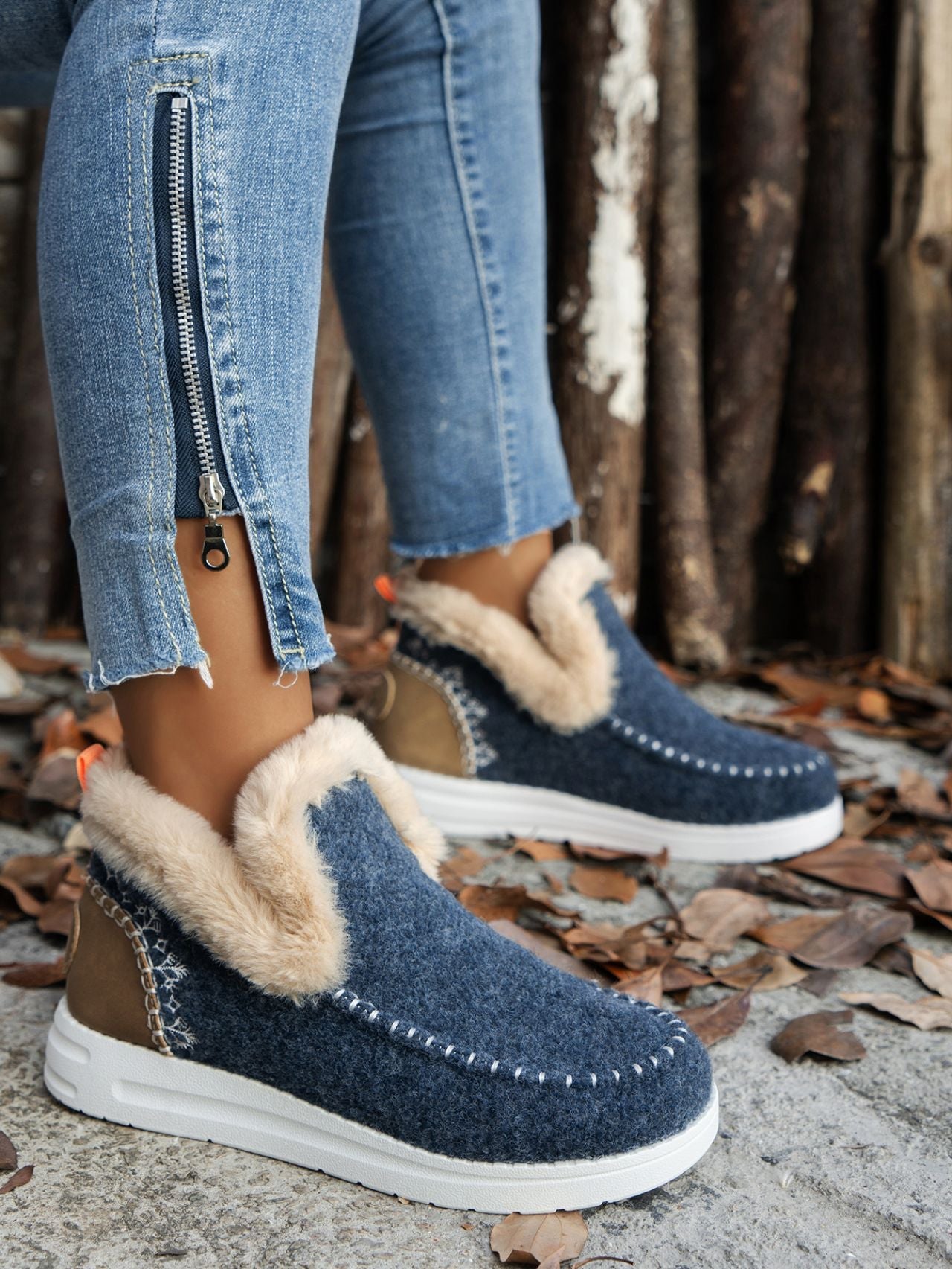 Furry Suede Round Toe Flat Sneakers - Flip Flop Dynasty