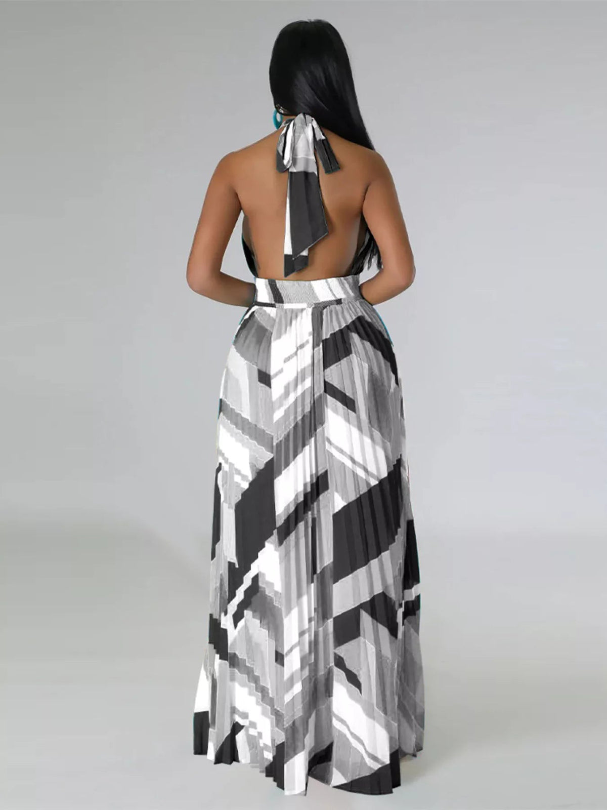 Halter Neck Geometric Print Pleated Maxi Dress - Flip Flop Dynasty