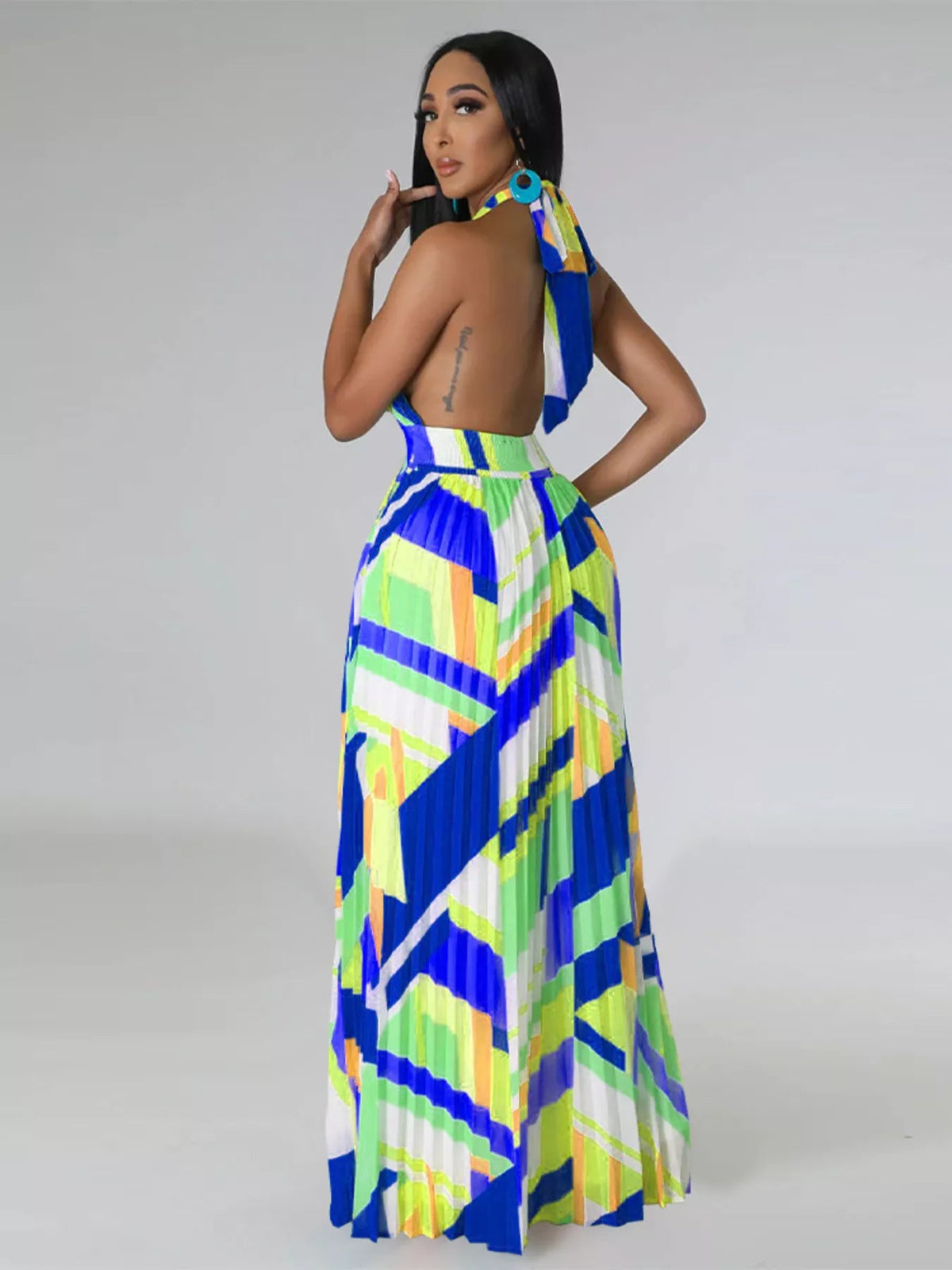 Halter Neck Geometric Print Pleated Maxi Dress - Flip Flop Dynasty