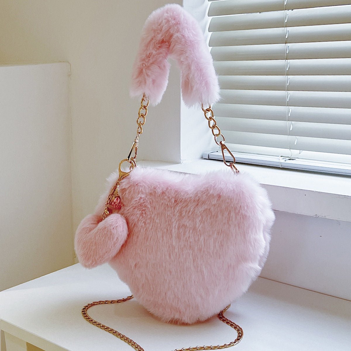 Heart Shape Faux Fur Handbag - Flip Flop Dynasty