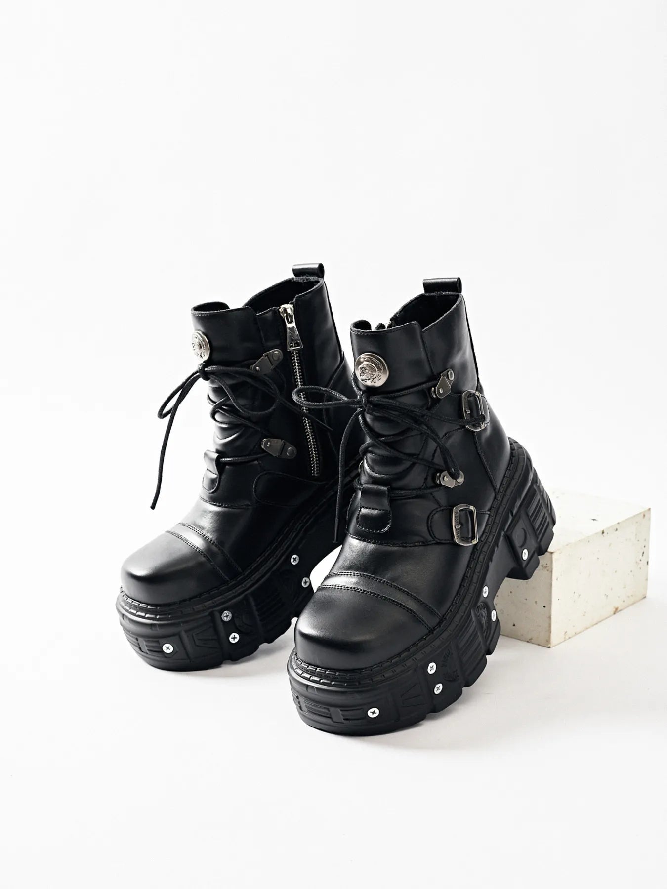 Lace Up Platform Boots - Flip Flop Dynasty