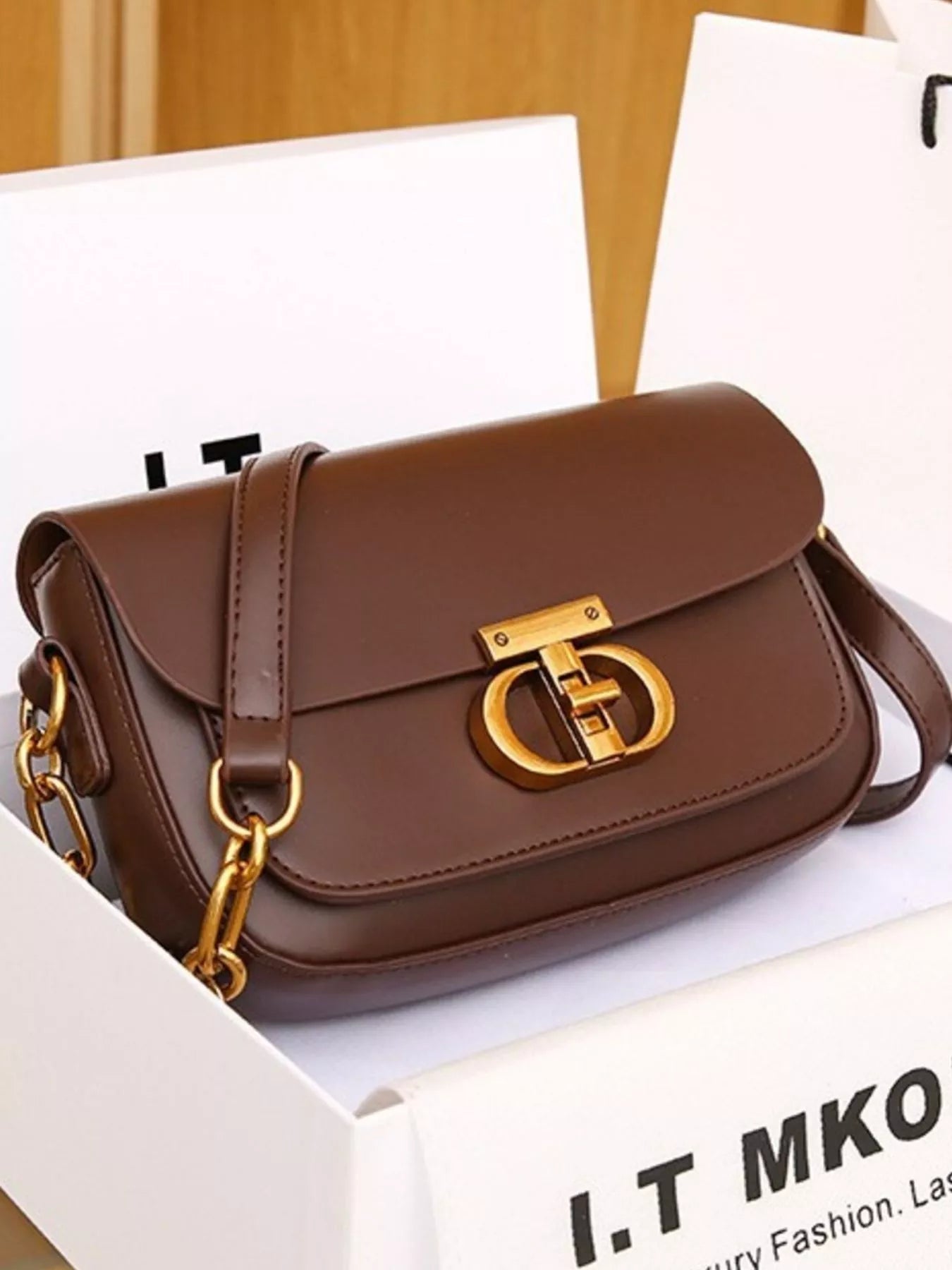 Leather Flap Shoulder Bag - Flip Flop Dynasty