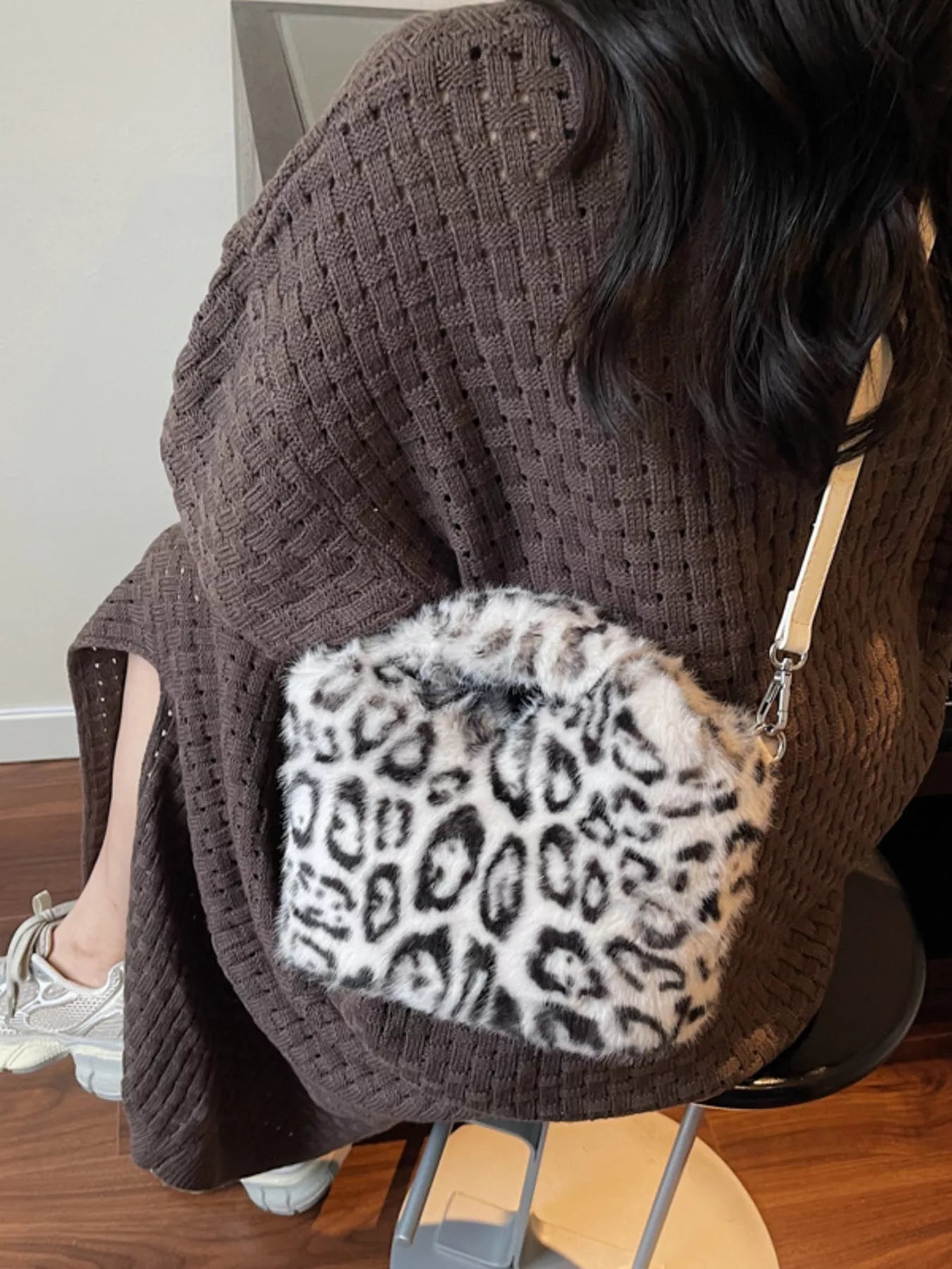 Leopard Plush Crossbody Bag - Flip Flop Dynasty