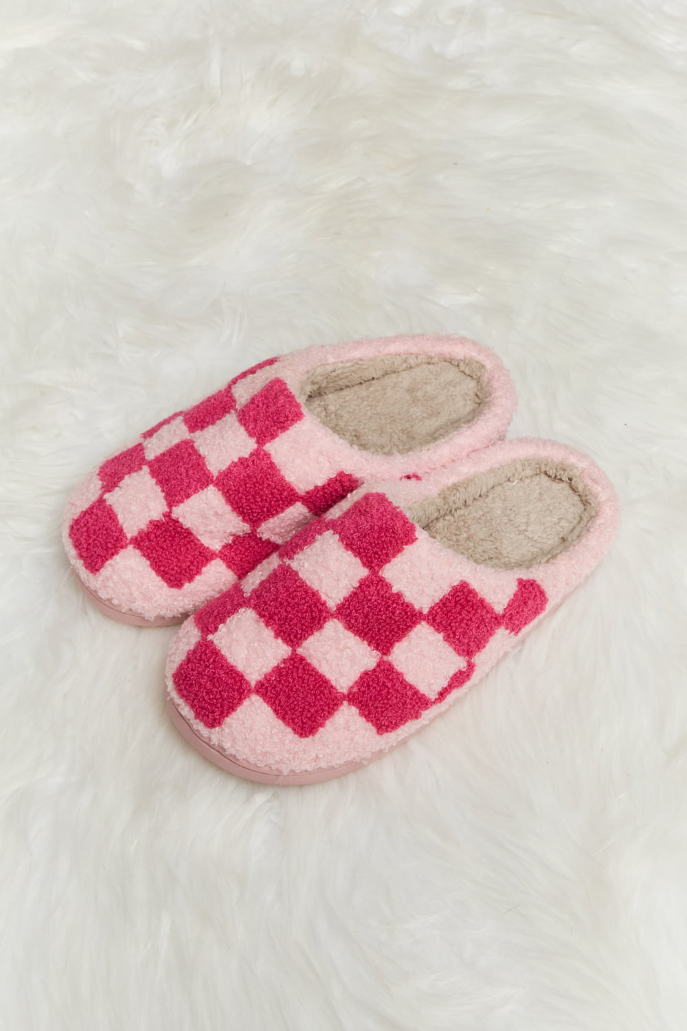 Melody Checkered Print Plush Slide Slippers - Flip Flop Dynasty