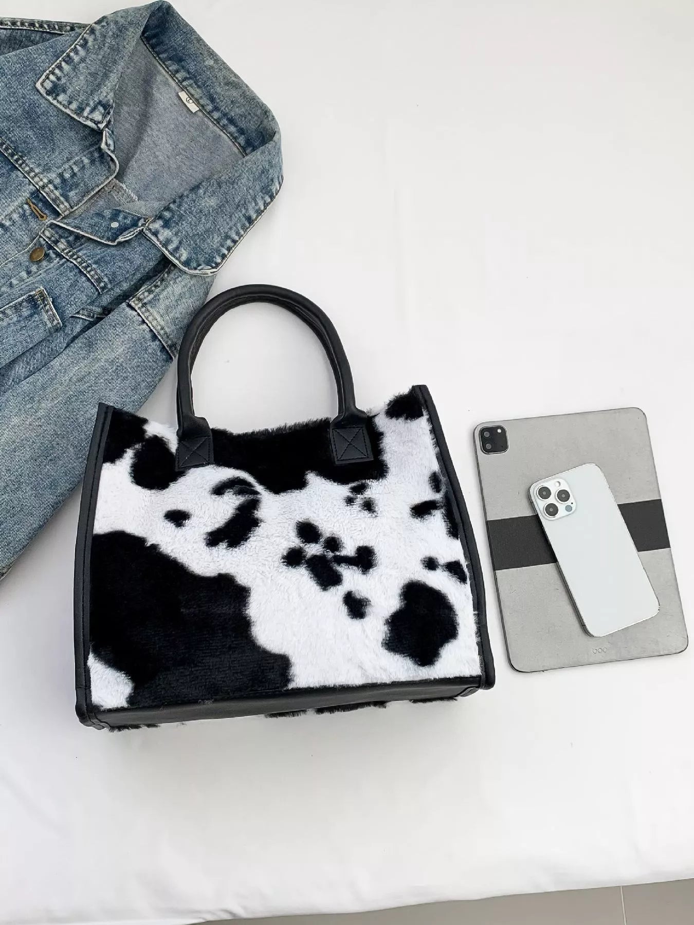 Plush Tote Bag - Flip Flop Dynasty