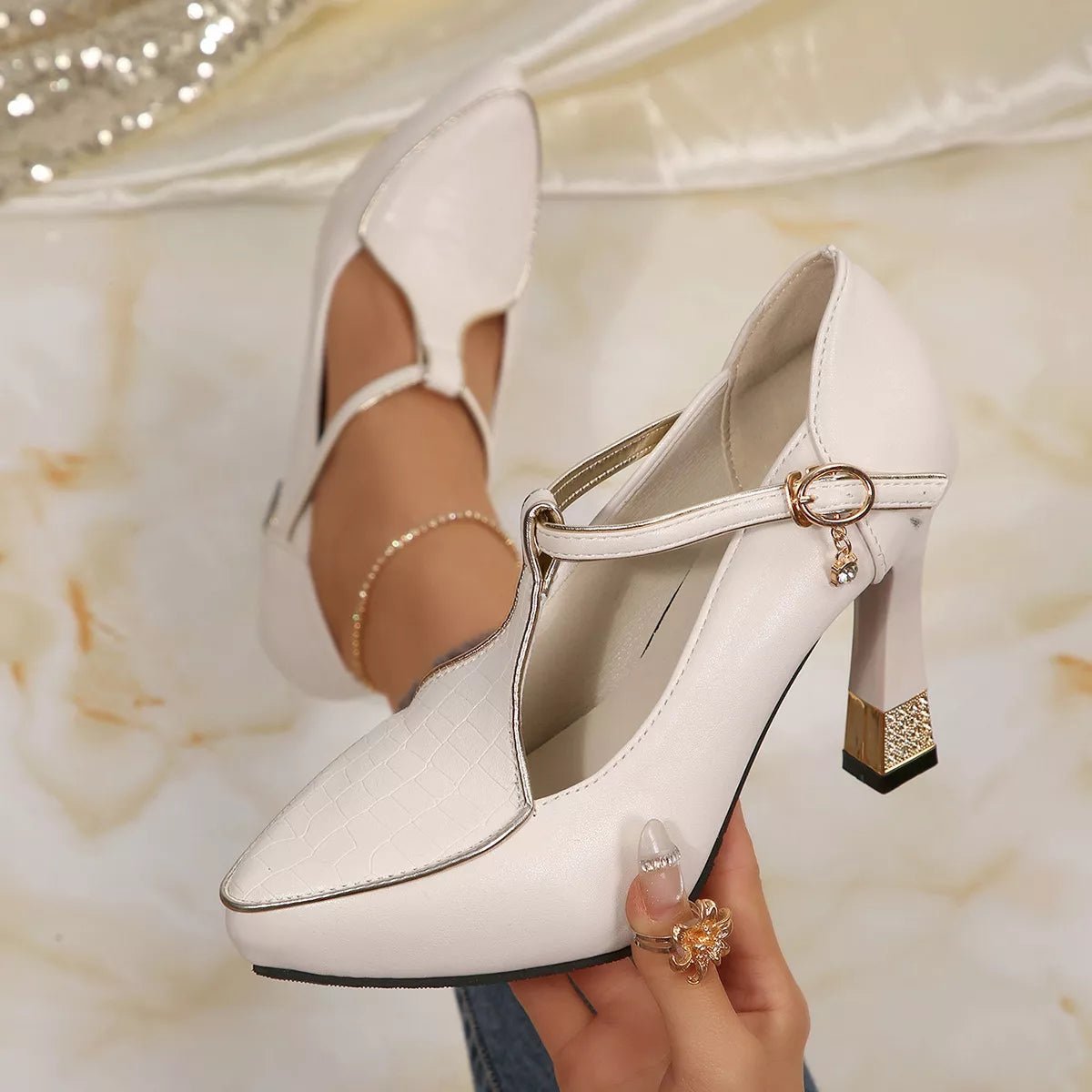 Point Toe Flare Heels Pumps - Flip Flop Dynasty