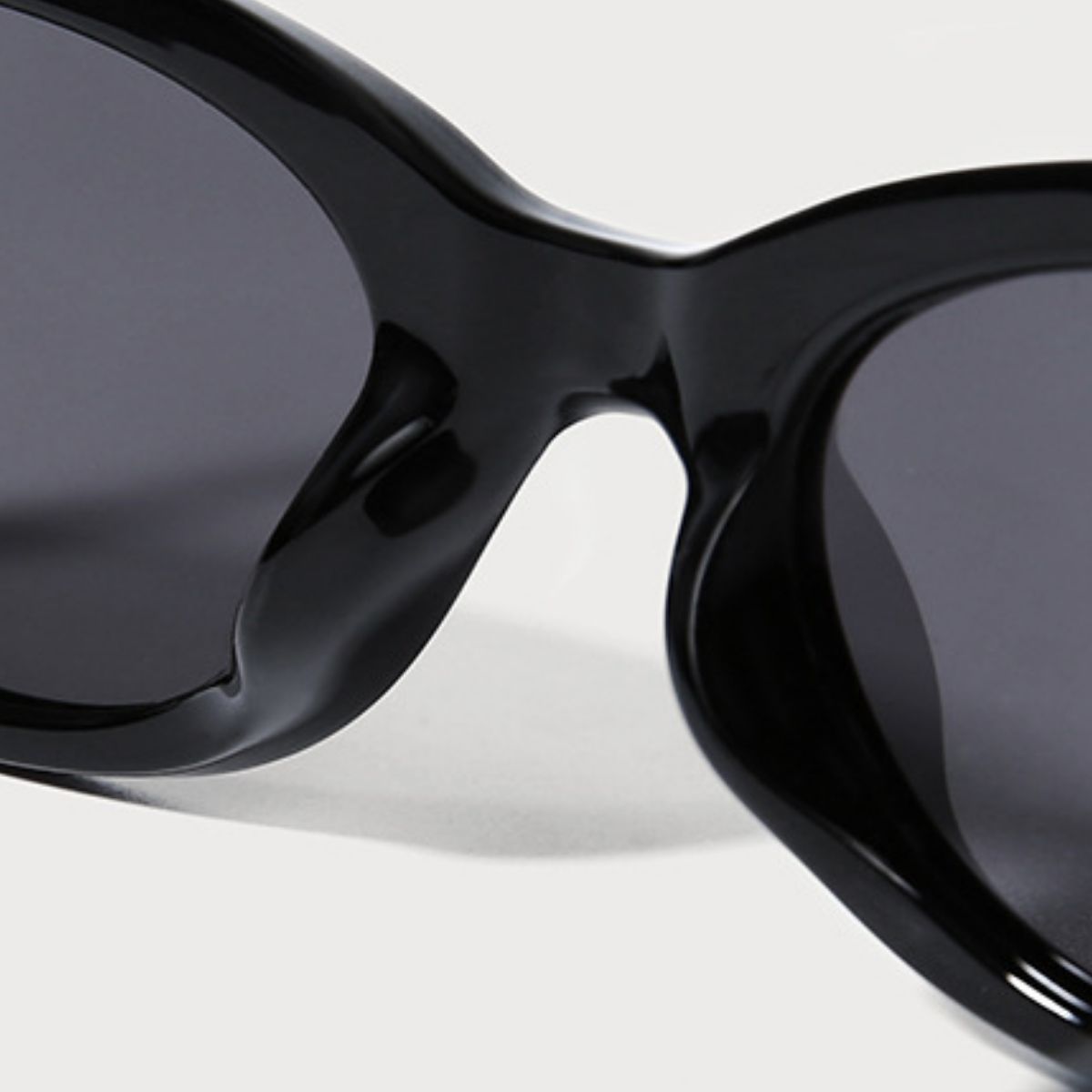 Retro Oval Frame Sunglasses - Flip Flop Dynasty