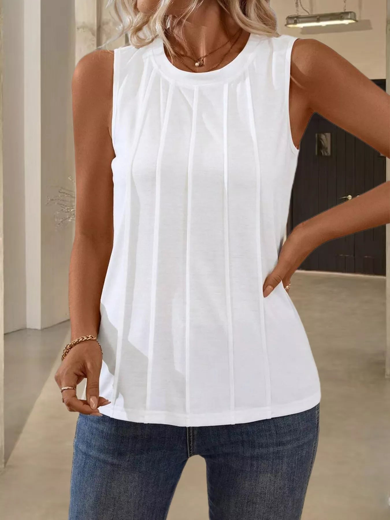 Round Neck Tank Top - Flip Flop Dynasty