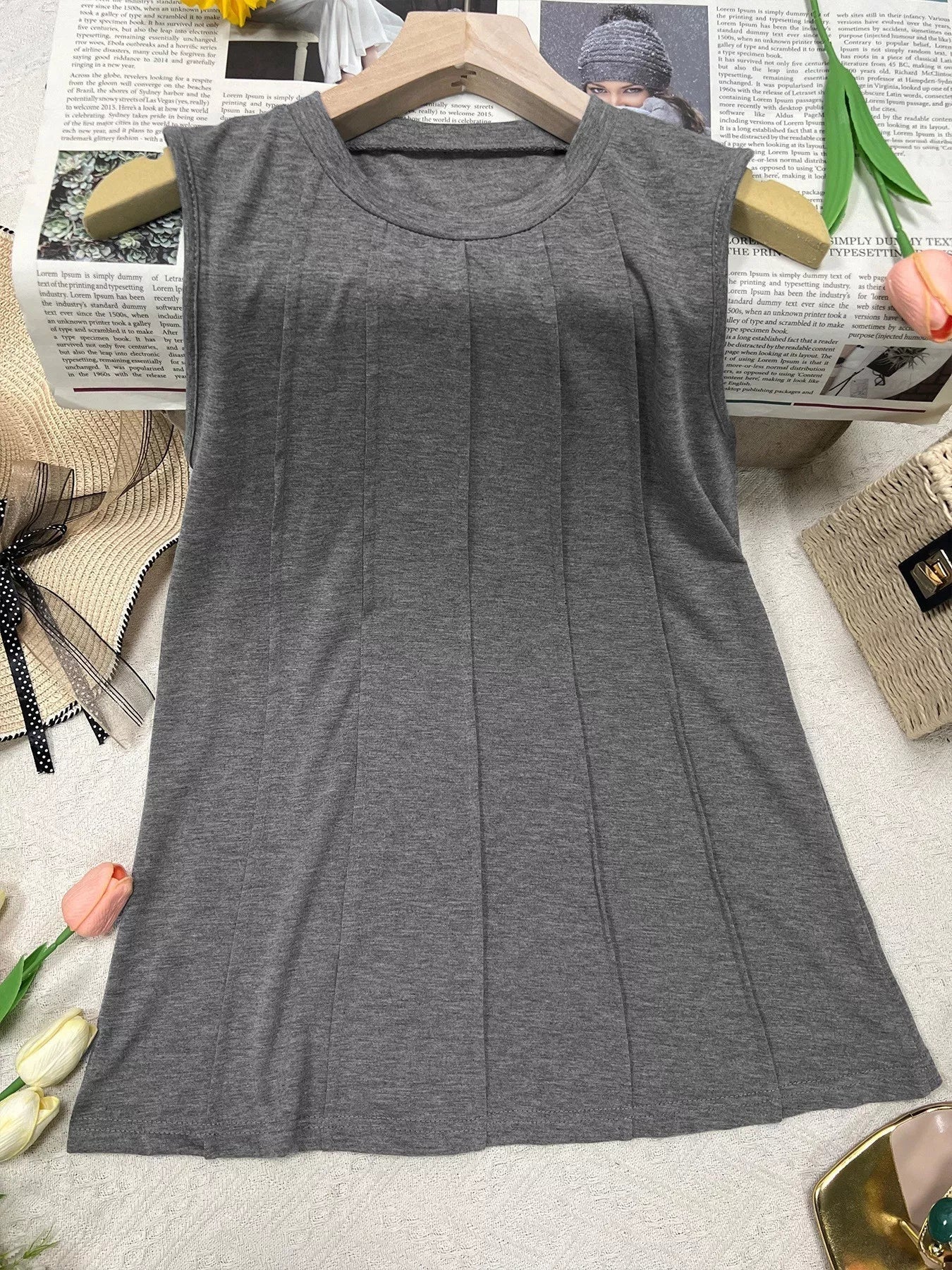 Round Neck Tank Top - Flip Flop Dynasty