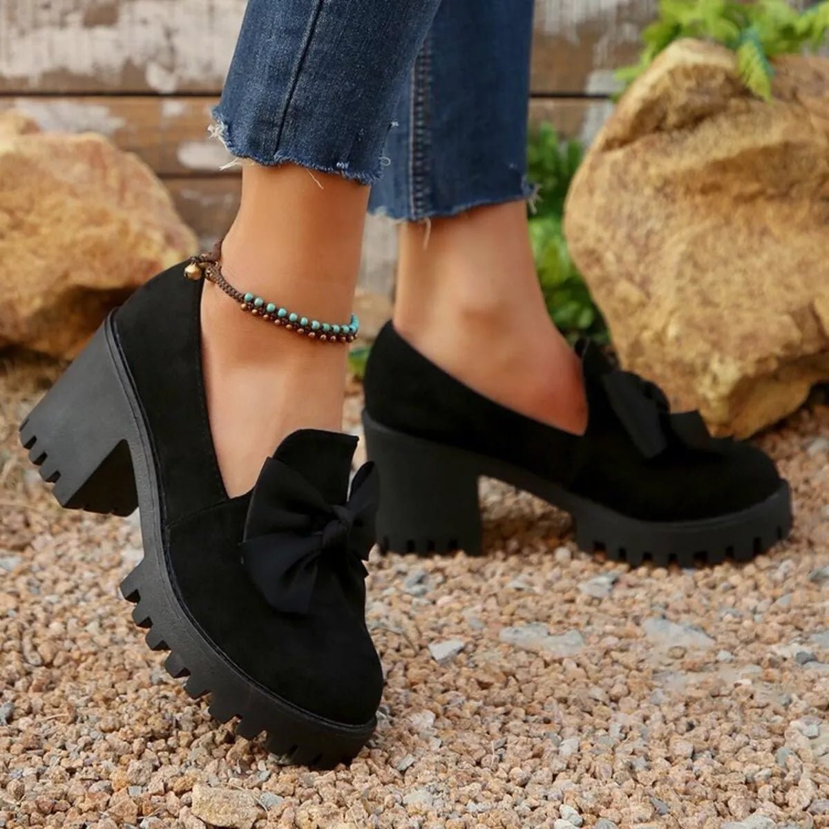 Round Toe Block Heels Pumps - Flip Flop Dynasty