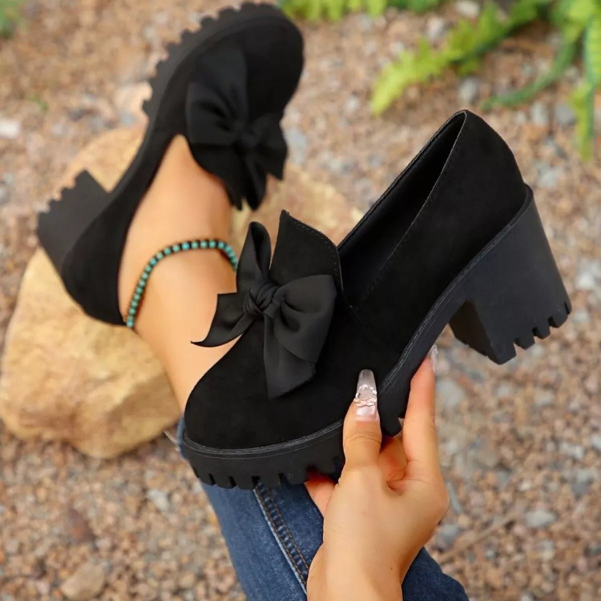 Round Toe Block Heels Pumps - Flip Flop Dynasty