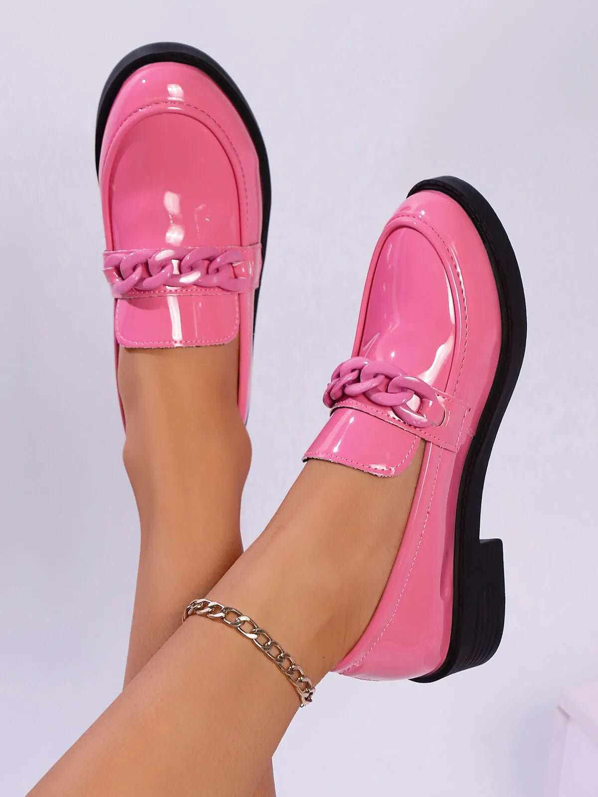 Round Toe Chain Detail Loafers - Flip Flop Dynasty