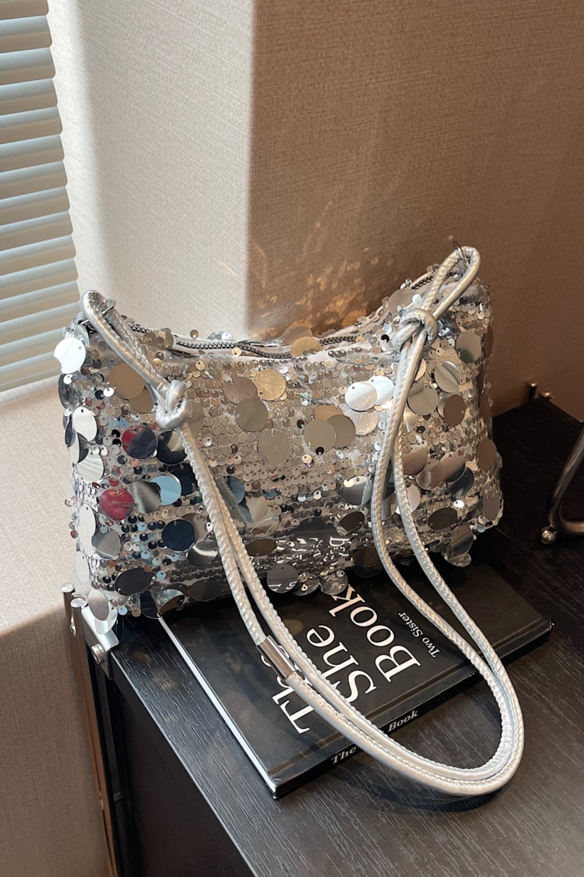 Sequin Knotted Straps Shoulder Bag - Flip Flop Dynasty