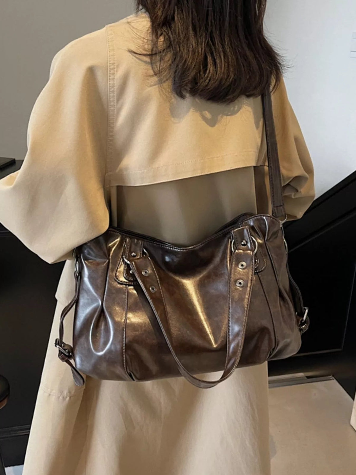 Vintage Style Leather Handbag - Flip Flop Dynasty